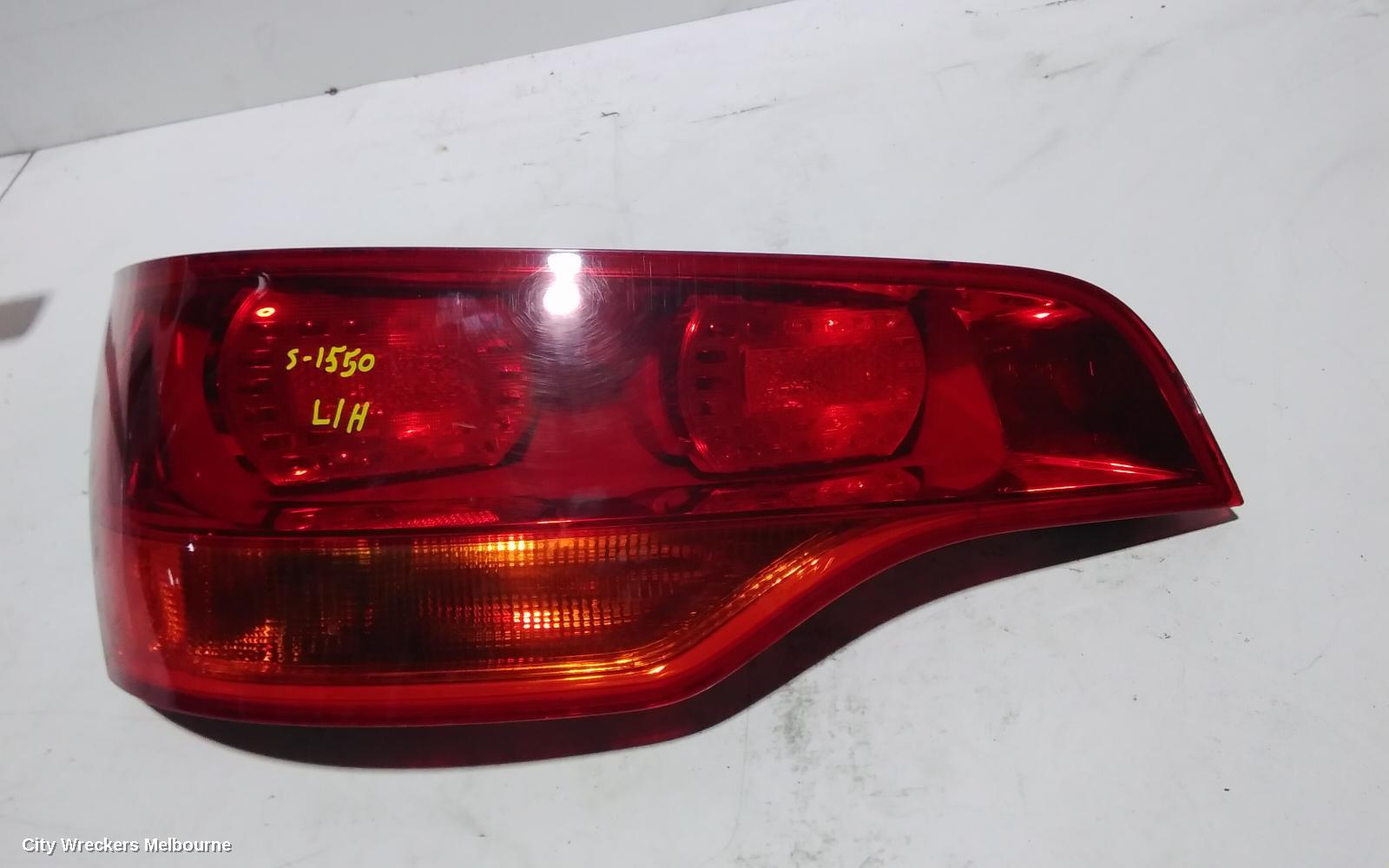 AUDI Q7 LEFT TAILLIGHT, 4L, IN TAILGATE, 09/2006 - 09/2009