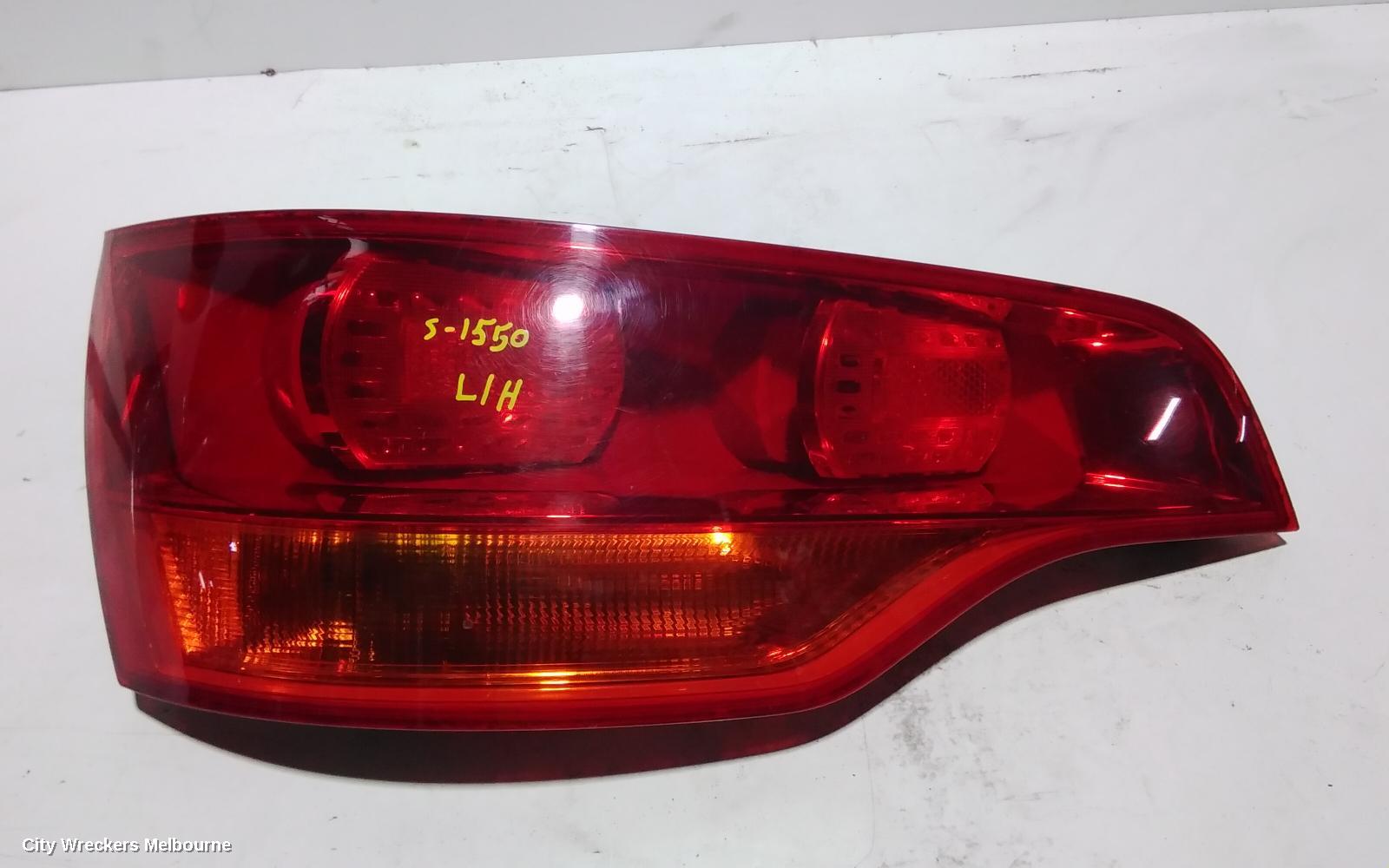 AUDI Q7 LEFT TAILLIGHT, 4L, IN TAILGATE, 09/2006 - 09/2009