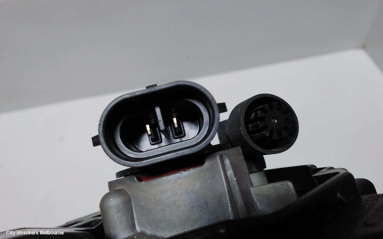 MAZDA CX5 LEFT INDICATOR/FOG/SIDE, BUMPER FOGLAMP, KE, HALOGEN TYPE, 01/2015 - 12/2016