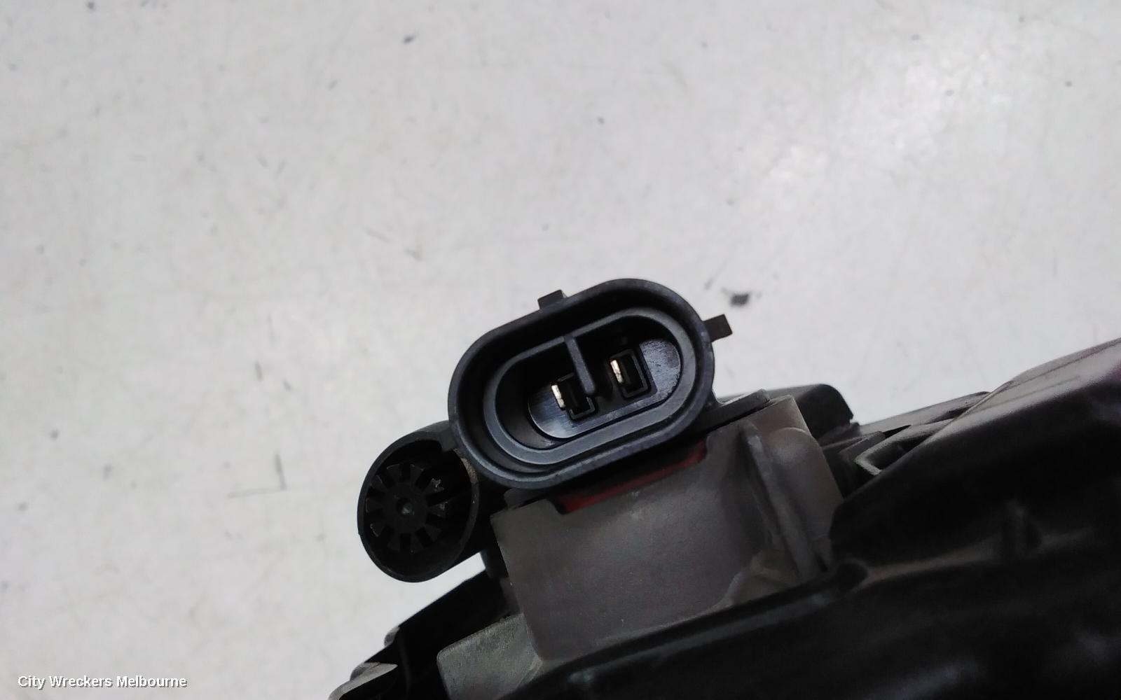 MAZDA CX5 RIGHT INDICATOR/FOG/SIDE, BUMPER FOGLAMP, KE, HALOGEN TYPE,  01/2015 - 12/2016