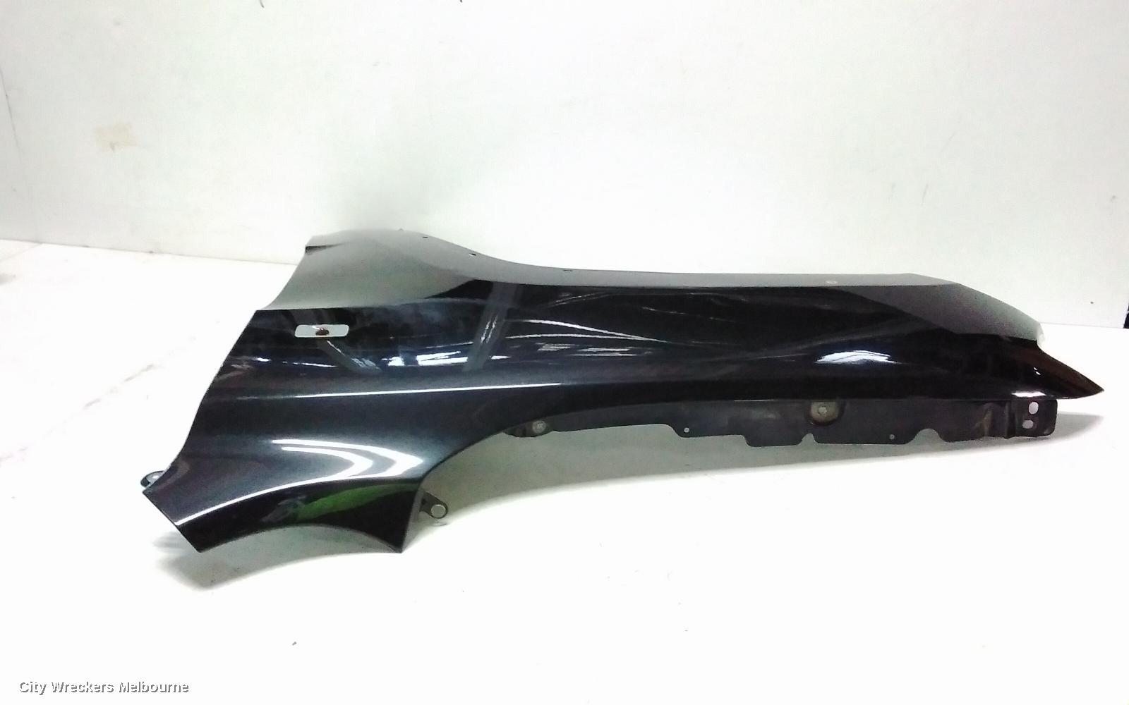 JEEP GRANDCHEROKEE LEFT GUARD, WK, 10/2010 - 03/2013