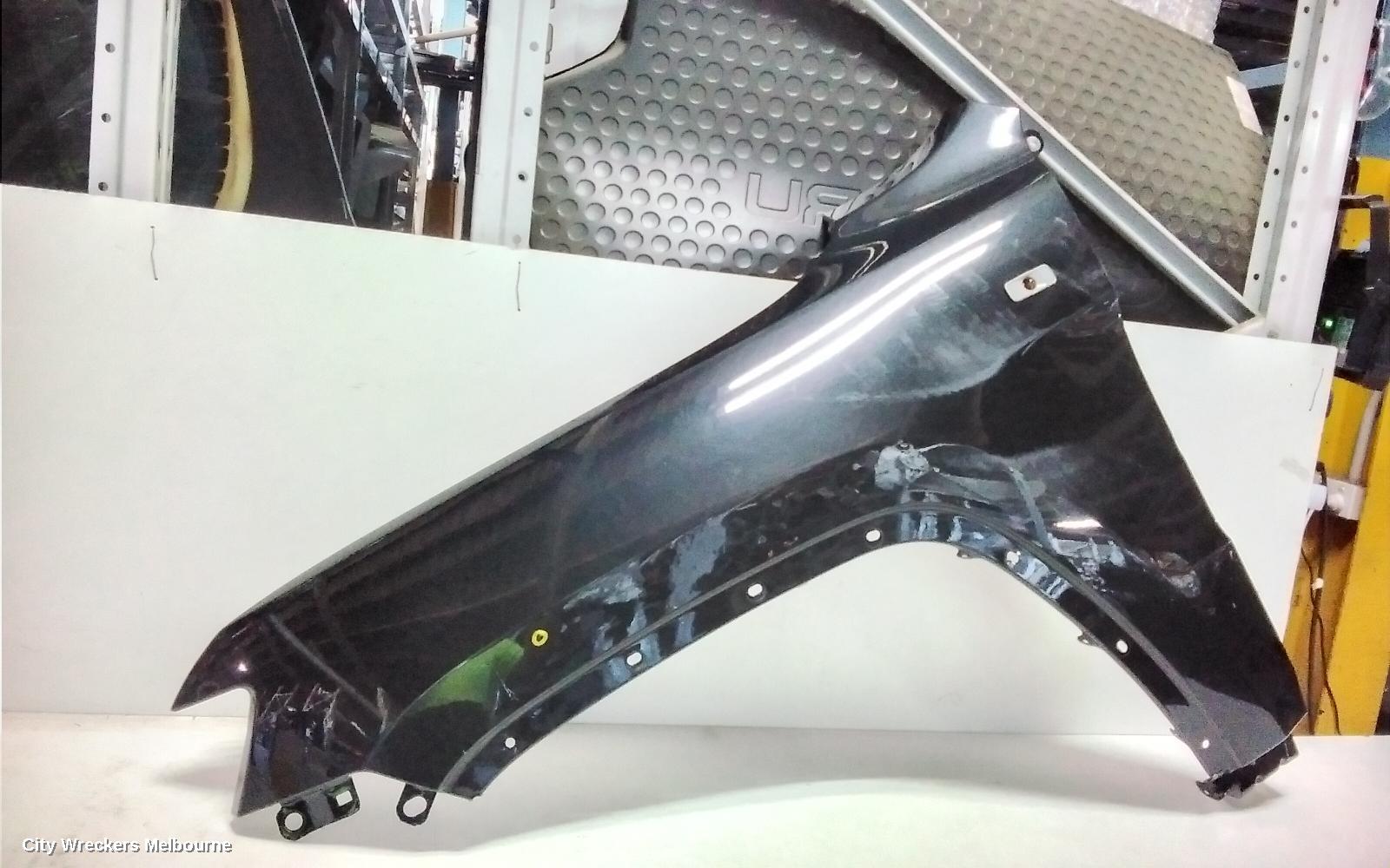 JEEP GRANDCHEROKEE LEFT GUARD, WK, 10/2010 - 03/2013