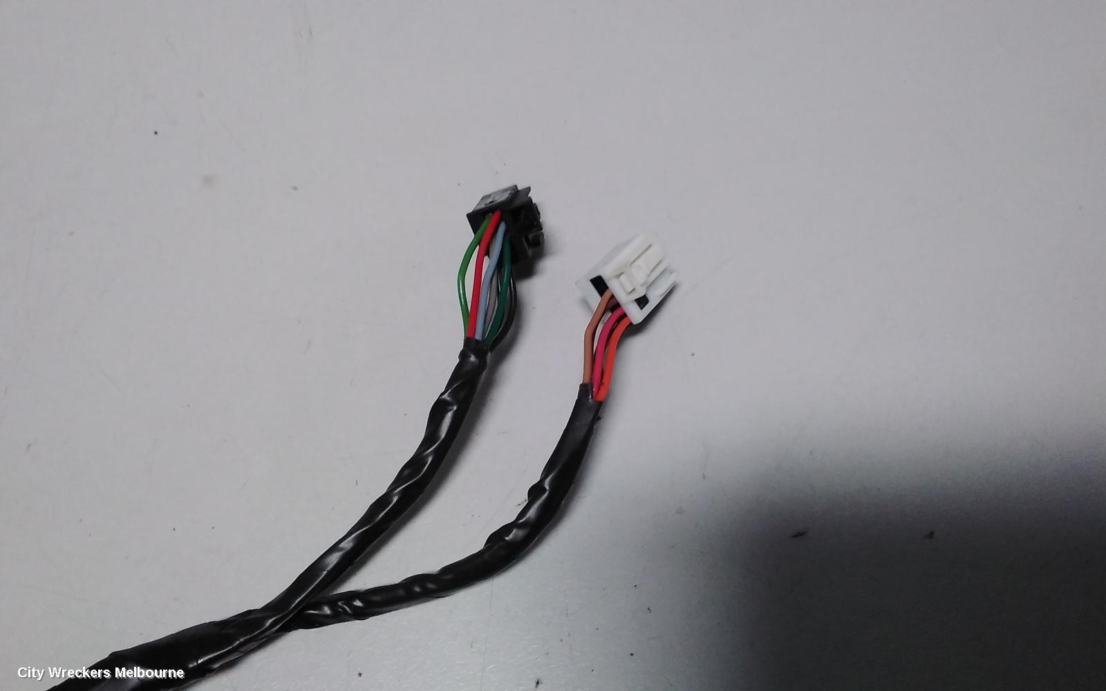 JEEP GRANDCHEROKEE LEFT DOOR MIRROR, W/ MEMORY, AUTO DIM, NON INDICATOR, NON BLIND SPOT, COLOUR CODED, WK, 10/2010 - 03/2013