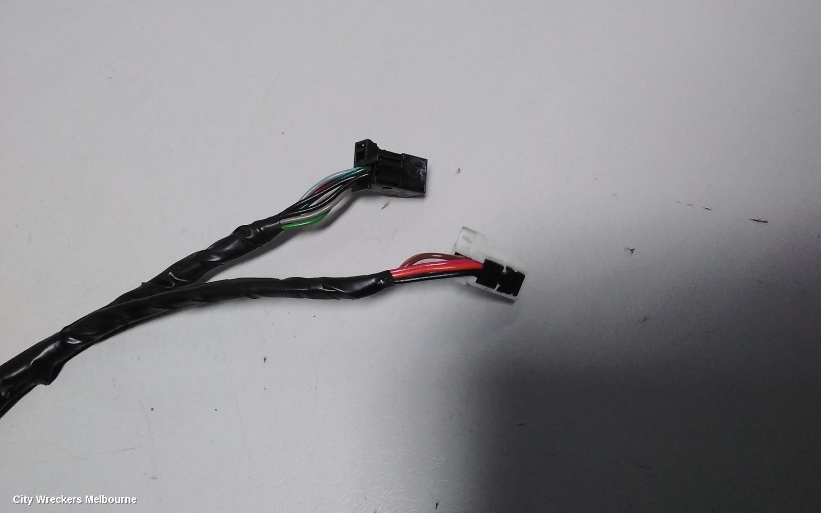 JEEP GRANDCHEROKEE RIGHT DOOR MIRROR, W/ MEMORY, AUTO DIM, NON INDICATOR, NON BLIND SPOT, COLOUR CODED, WK, 10/2010 - 03/2013