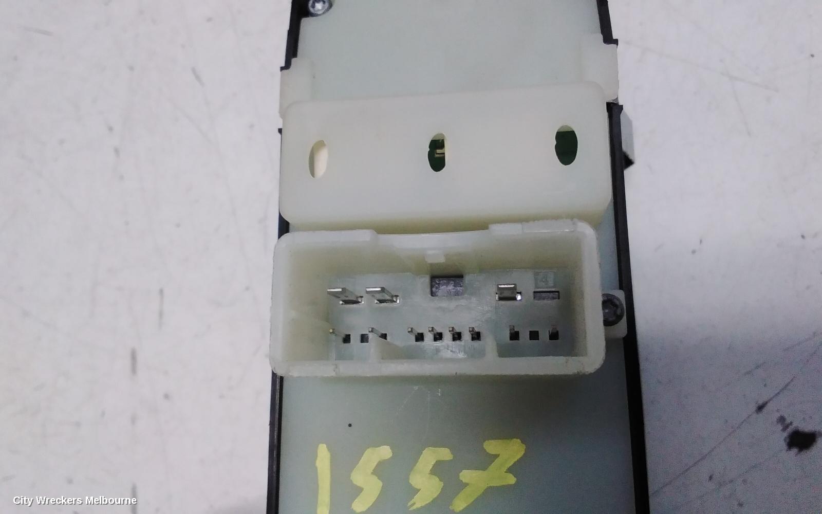 JEEP GRANDCHEROKEE PWR DR WIND SWITCH, RH FRONT (MASTER SWITCH), WK, 10/2010 ONWARDS