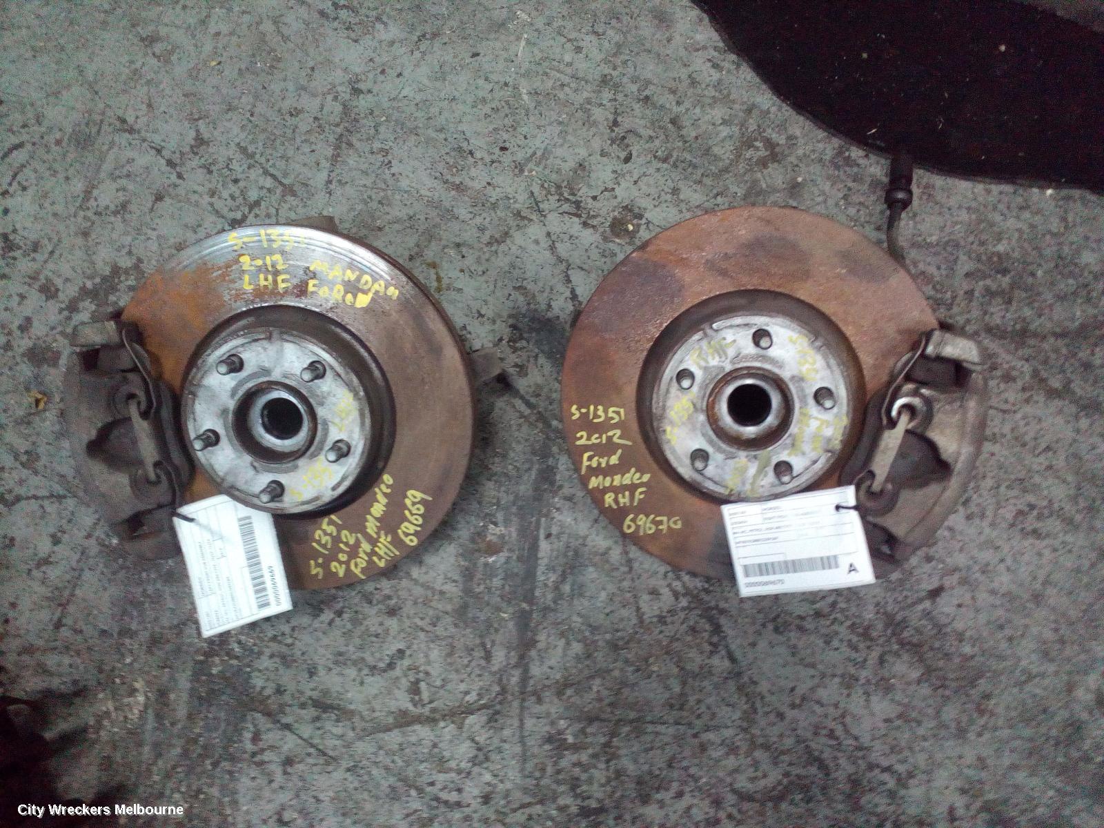 FORD MONDEO RIGHT FRONT HUB ASSEMBLY, MA-MC, PETROL, NON ABS TYPE, 10/2007 - 12/2014