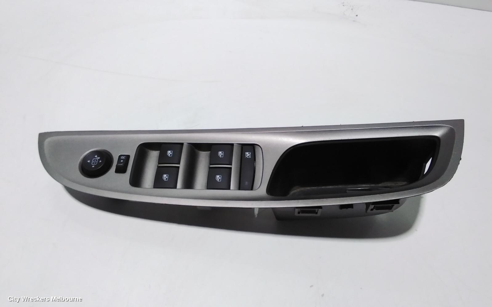 HOLDEN COMMODORE PWR DR WIND SWITCH, RH FRONT (MASTER SWITCH), VF, BLACK, 4 SWITCH TYPE, 05/2013 - 12/2017