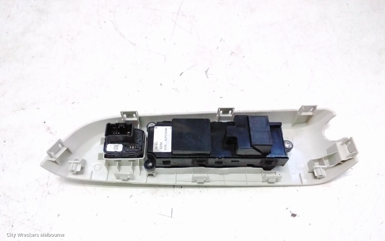 SUZUKI IGNIS PWR DR WIND SWITCH, RH FRONT (MASTER SWITCH), MF, 11/2016 ONWARDS