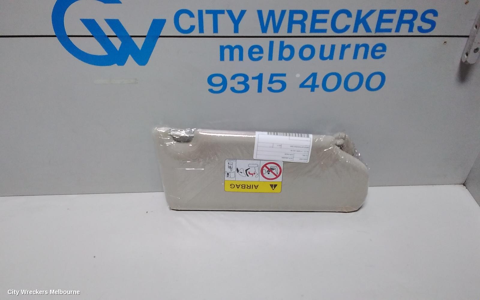 MITSUBISHI OUTLANDER SUNVISOR, ZK-ZL, LH SIDE, 04/2015 ONWARDS