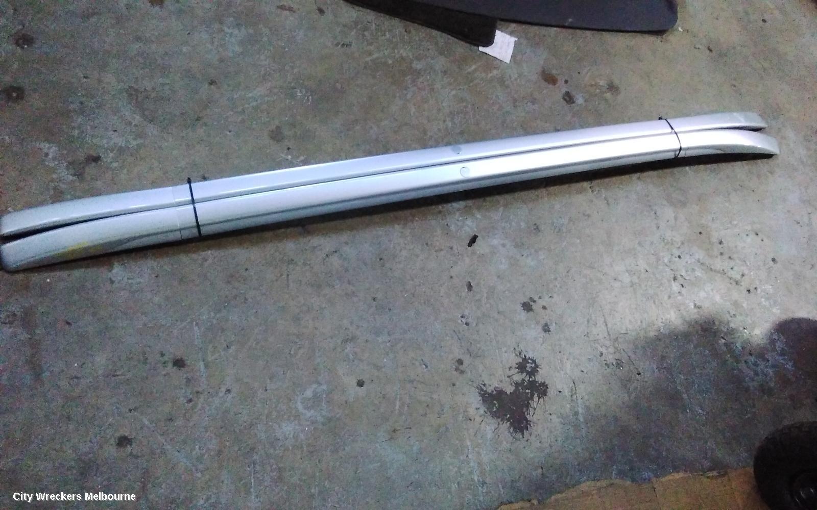 MITSUBISHI OUTLANDER ROOF RAIL