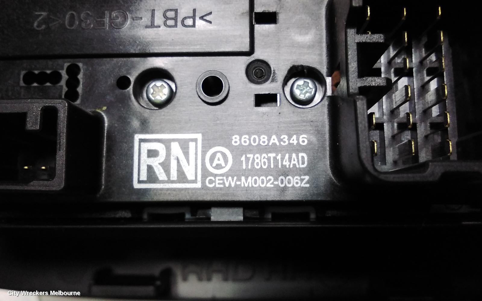 MITSUBISHI OUTLANDER PWR DR WIND SWITCH, RH FRONT (MASTER SWITCH), ZK, 04/2015 - 03/2018