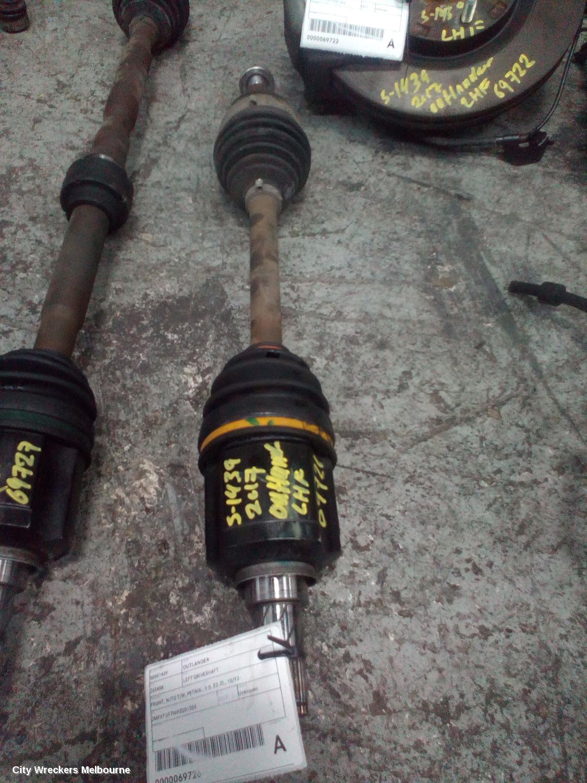 MITSUBISHI OUTLANDER LEFT DRIVESHAFT, FRONT, AUTO T/M, PETROL, 2.0, ZJ-ZL, 10/2012 ONWARDS