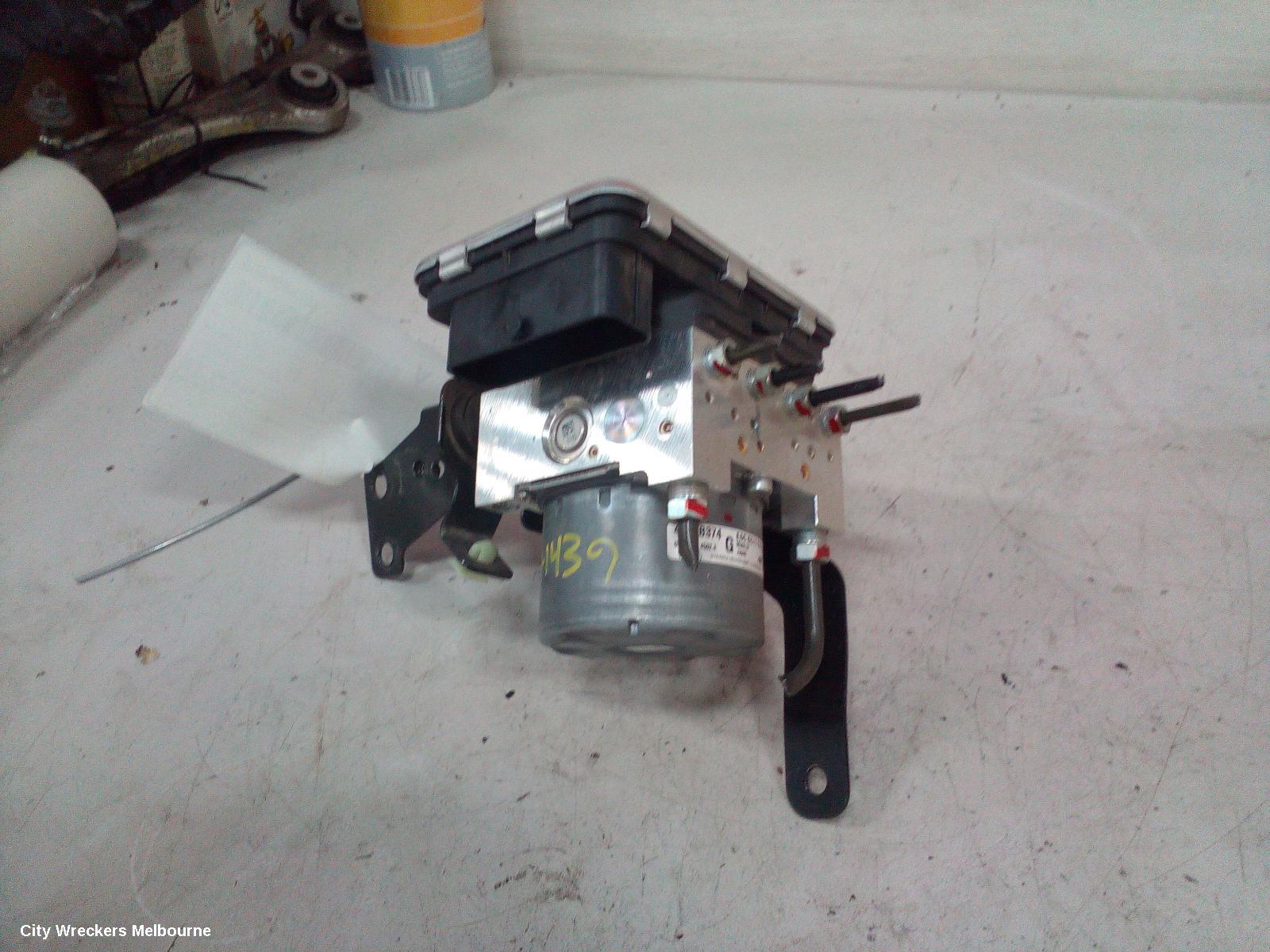 MITSUBISHI OUTLANDER ABS PUMP/MODULATOR, ZK-ZL, NON ACTIVE EMERGENCY BRAKING TYPE, P/N 4670B374, 04/2015 ONWARDS