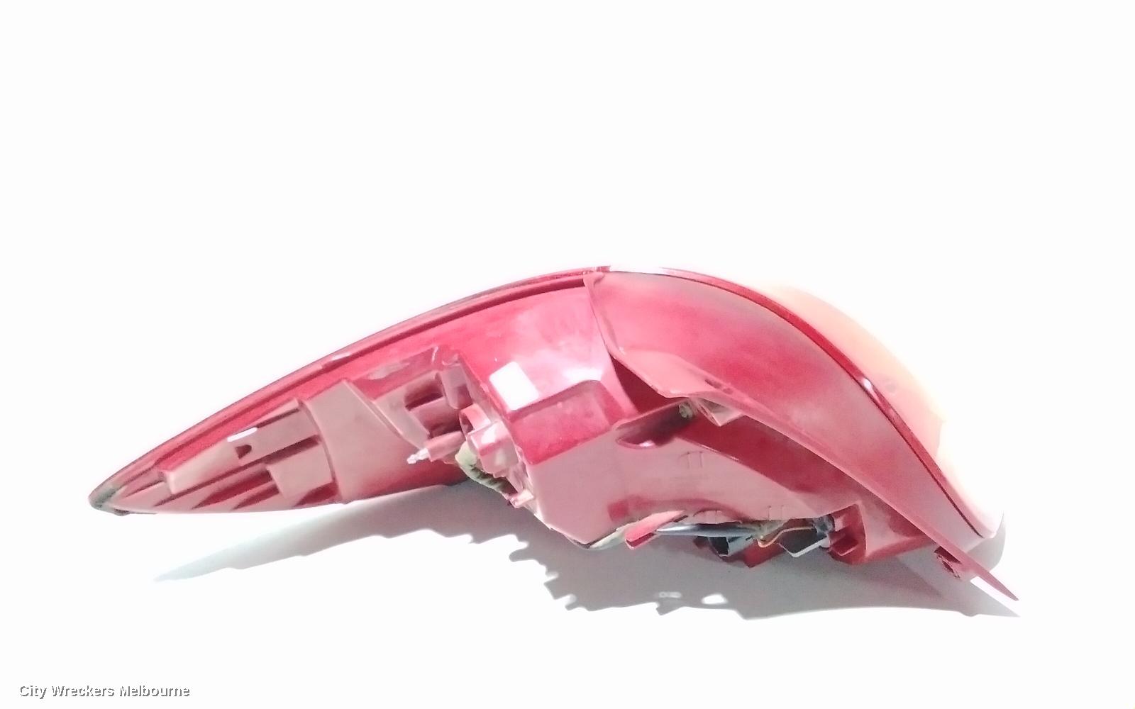 HYUNDAI VELOSTER RIGHT TAILLIGHT, IN BODY, FS, LED TYPE, 12/2011 - 02/2018