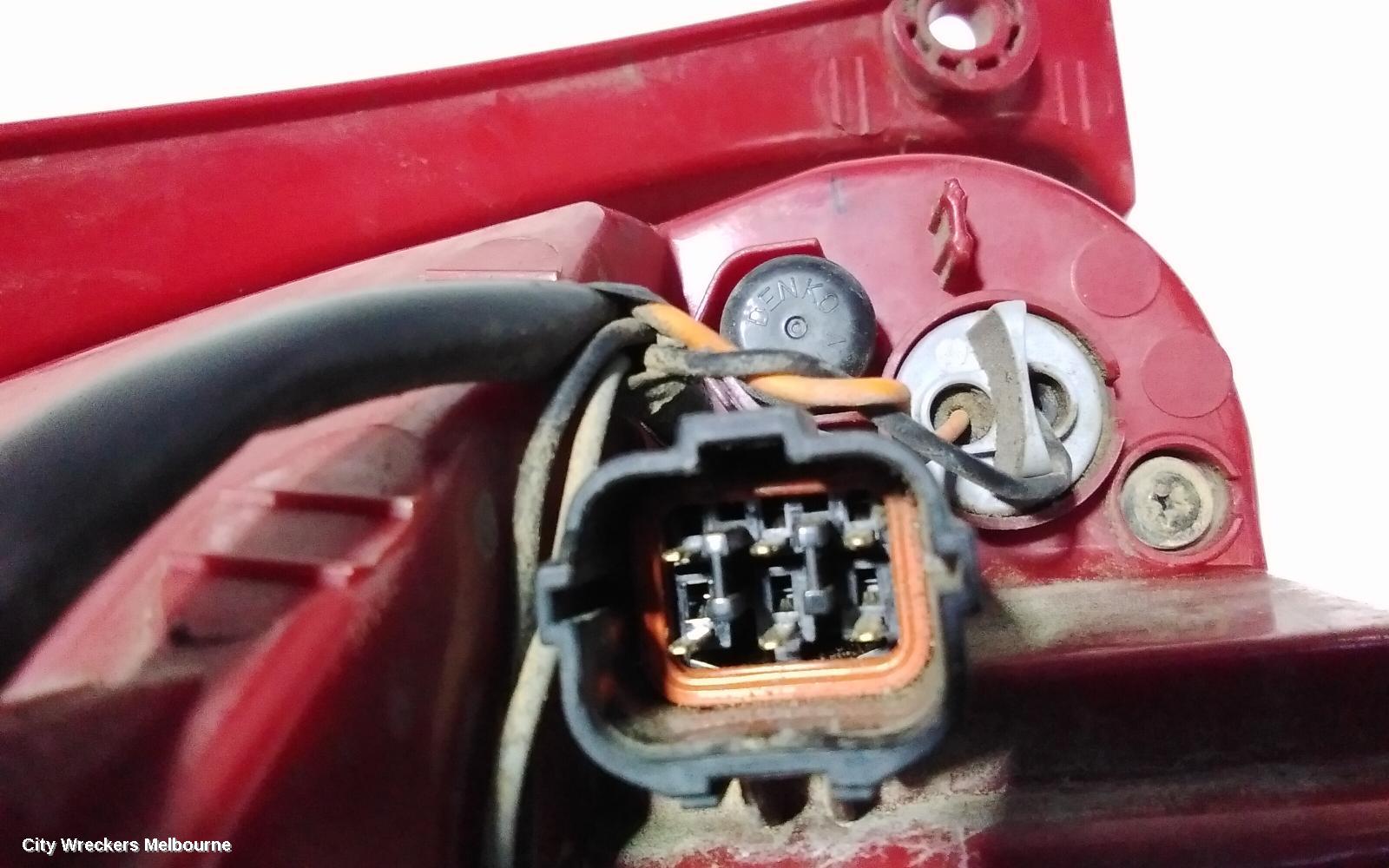 HYUNDAI VELOSTER RIGHT TAILLIGHT, IN BODY, FS, LED TYPE, 12/2011 - 02/2018