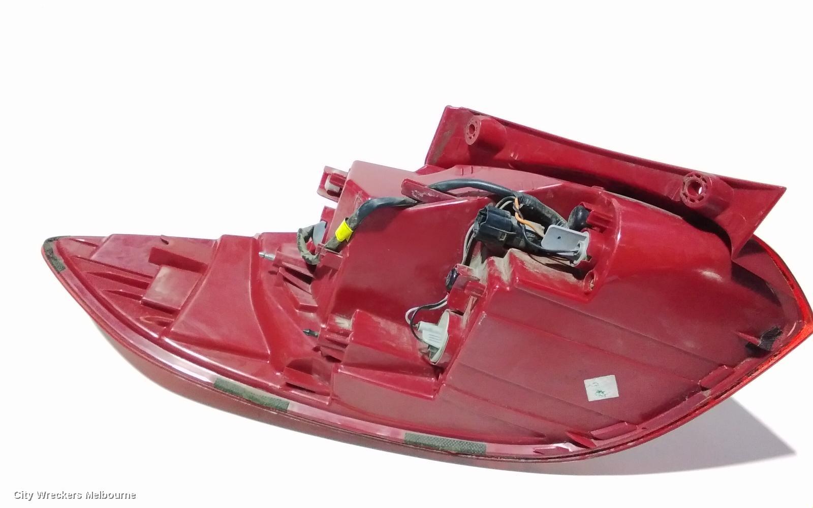 HYUNDAI VELOSTER RIGHT TAILLIGHT, IN BODY, FS, LED TYPE, 12/2011 - 02/2018
