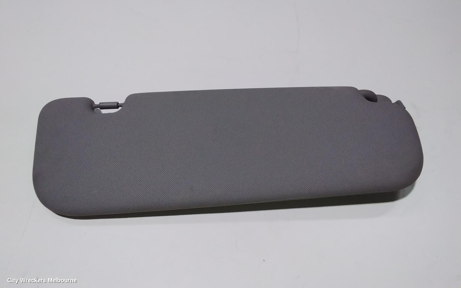 HYUNDAI VELOSTER SUNVISOR, FS, LH SIDE, GREY, W/ MIRROR & LAMP TYPE, 12/2011 - 02/2018