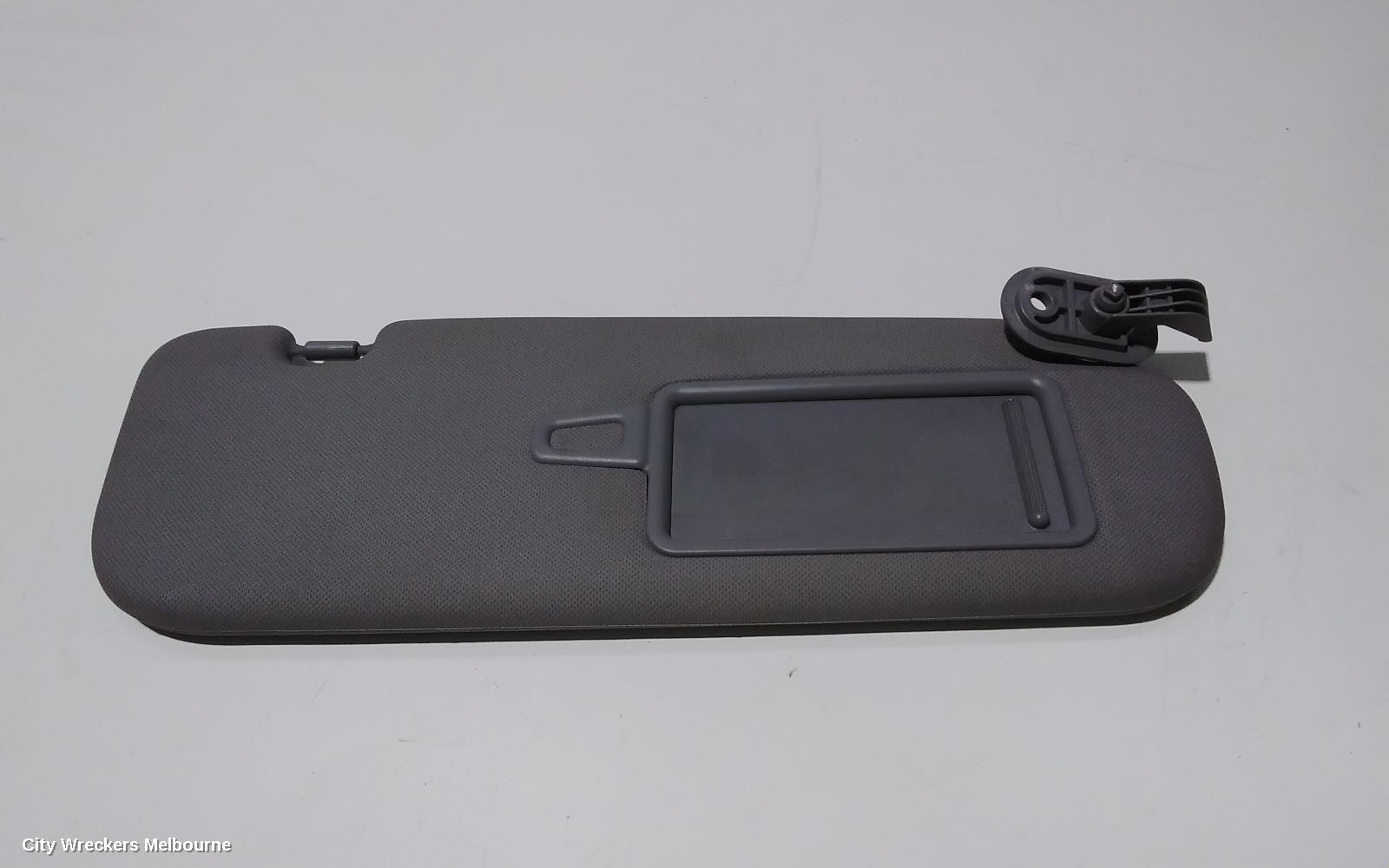 HYUNDAI VELOSTER SUNVISOR, FS, RH SIDE, GREY, W/ MIRROR & LAMP TYPE, 12/2011 - 02/2018