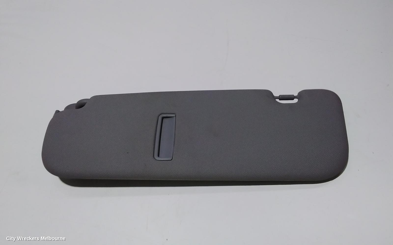 HYUNDAI VELOSTER SUNVISOR, FS, RH SIDE, GREY, W/ MIRROR & LAMP TYPE, 12/2011 - 02/2018