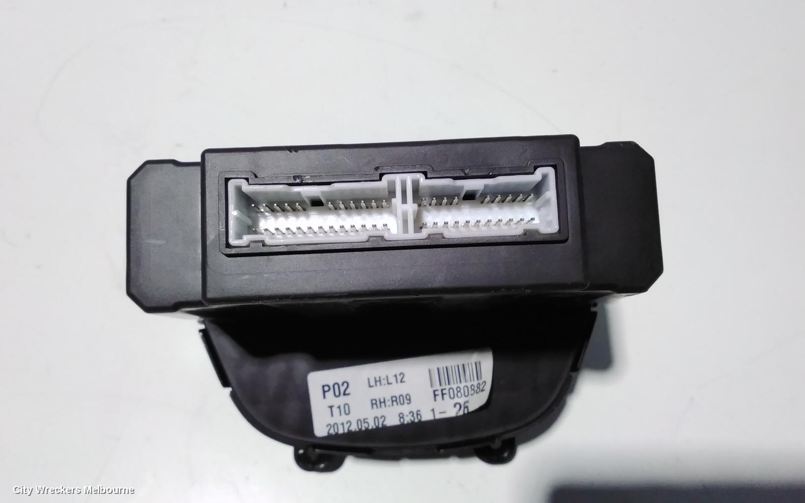 HYUNDAI VELOSTER HEATER/AC CONTROLS, FS, CLIMATE CONTROL TYPE, 2 PLUG, 02/2011 - 02/2018