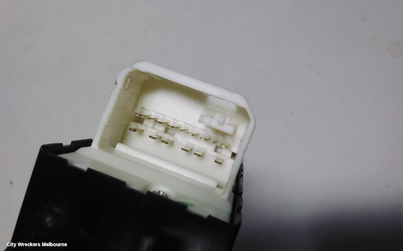 TOYOTA CAMRY PWR DR WIND SWITCH, RH FRONT (MASTER SWITCH), ACV40, 06/2006 - 11/2011