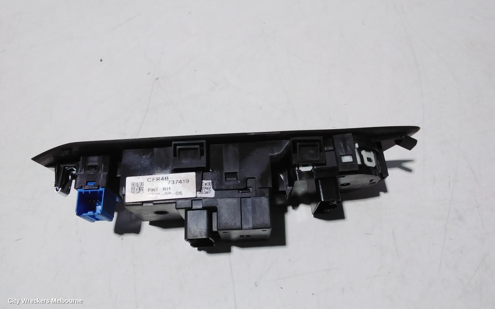 HOLDEN TRAX PWR DR WIND SWITCH, RH FRONT (MASTER SWITCH), RECTANGLE STYLE PLUG, TJ SERIES, 08/2013 - 08/2016