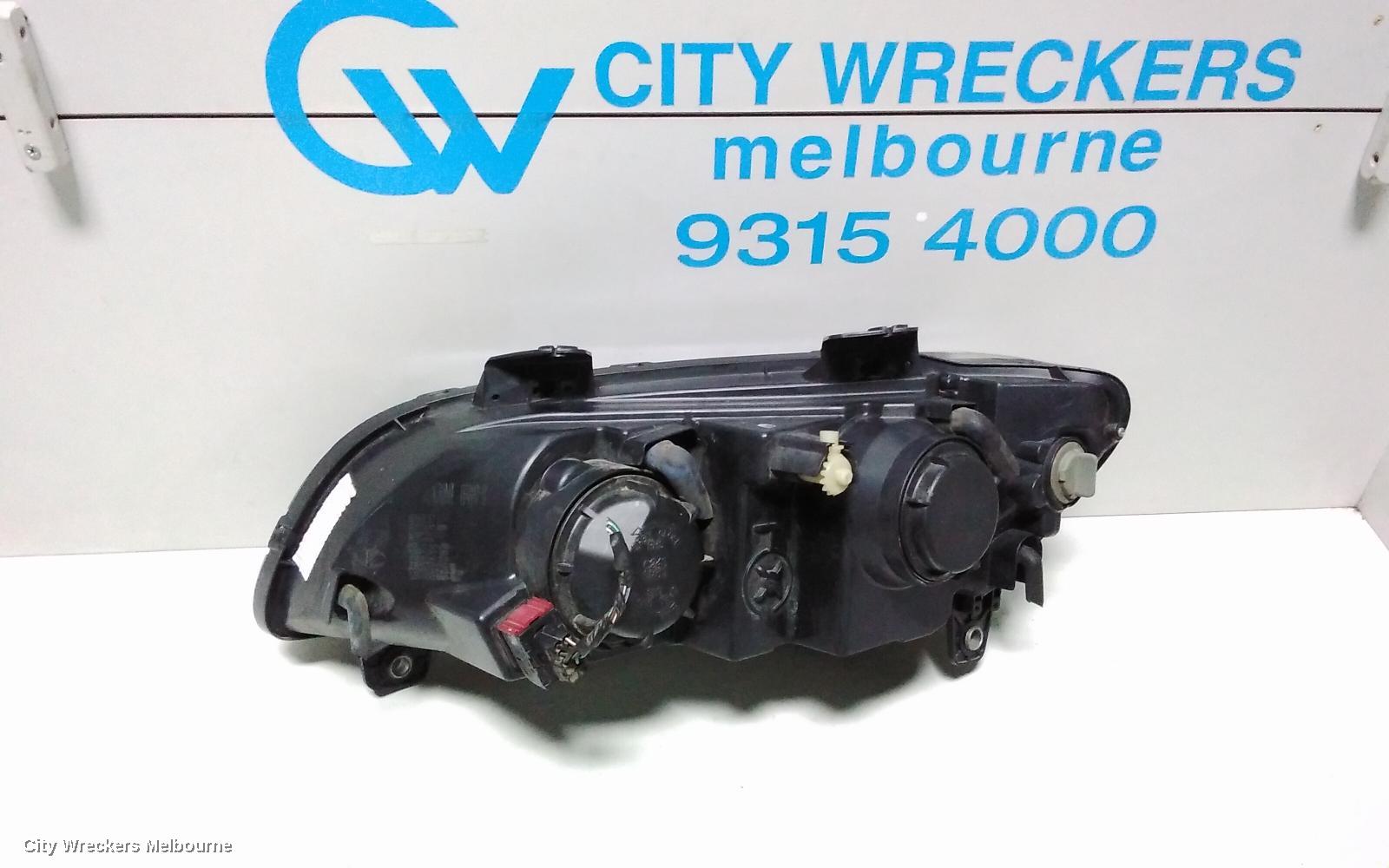 HOLDEN COMMODORE RIGHT HEADLAMP, VE SI, CALAIS/SSV/HSV, 08/2006 - 08/2010