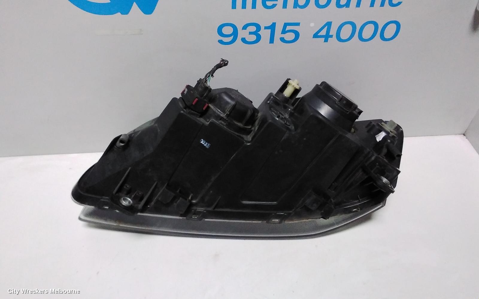 HOLDEN COMMODORE RIGHT HEADLAMP, VE SI, CALAIS/SSV/HSV, 08/2006 - 08/2010