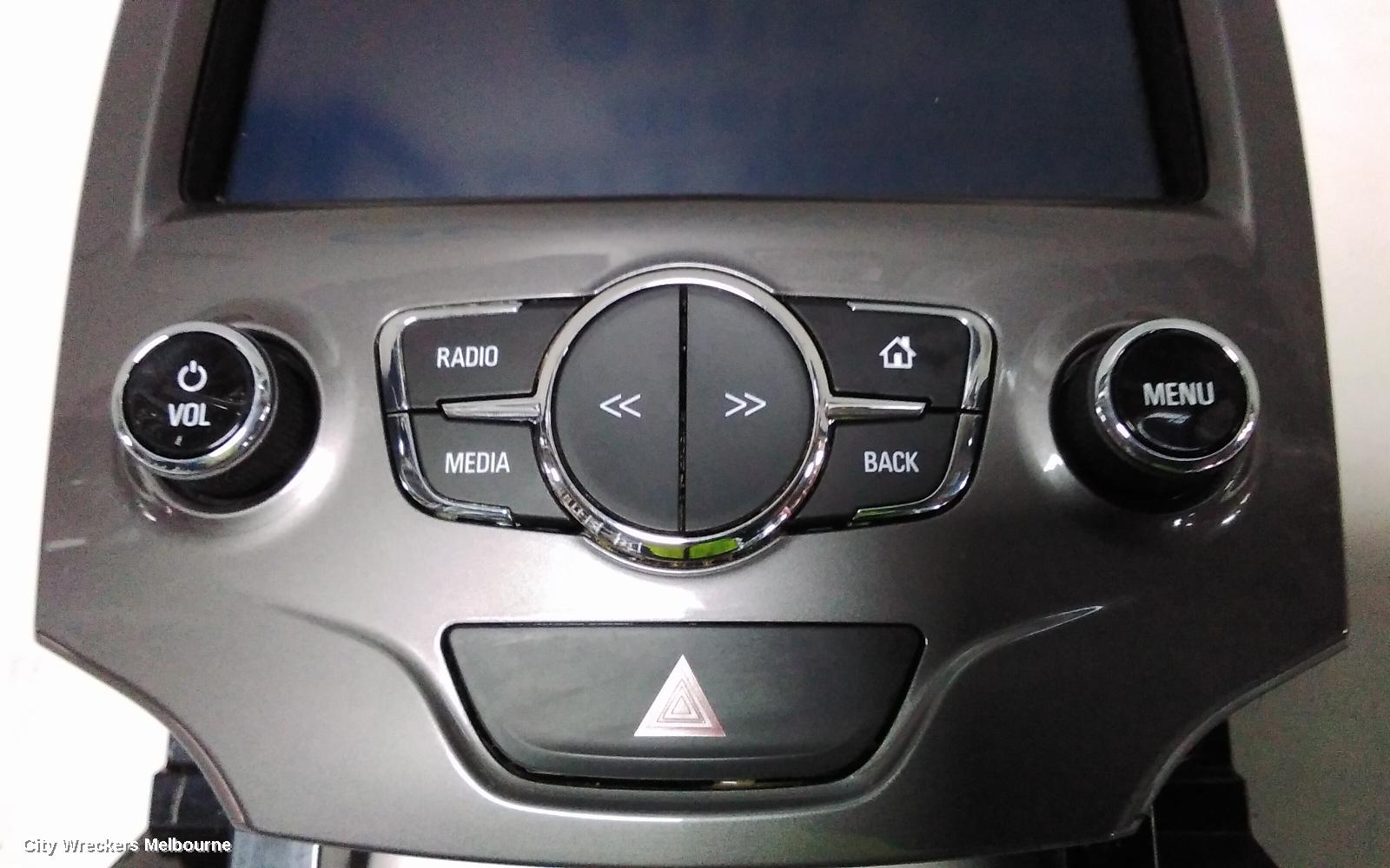 HOLDEN ASTRA RADIO/CD/DVD/SAT/TV, 7IN TOUCHSCREEN, BK-BL, 09/2016 - 12/2020