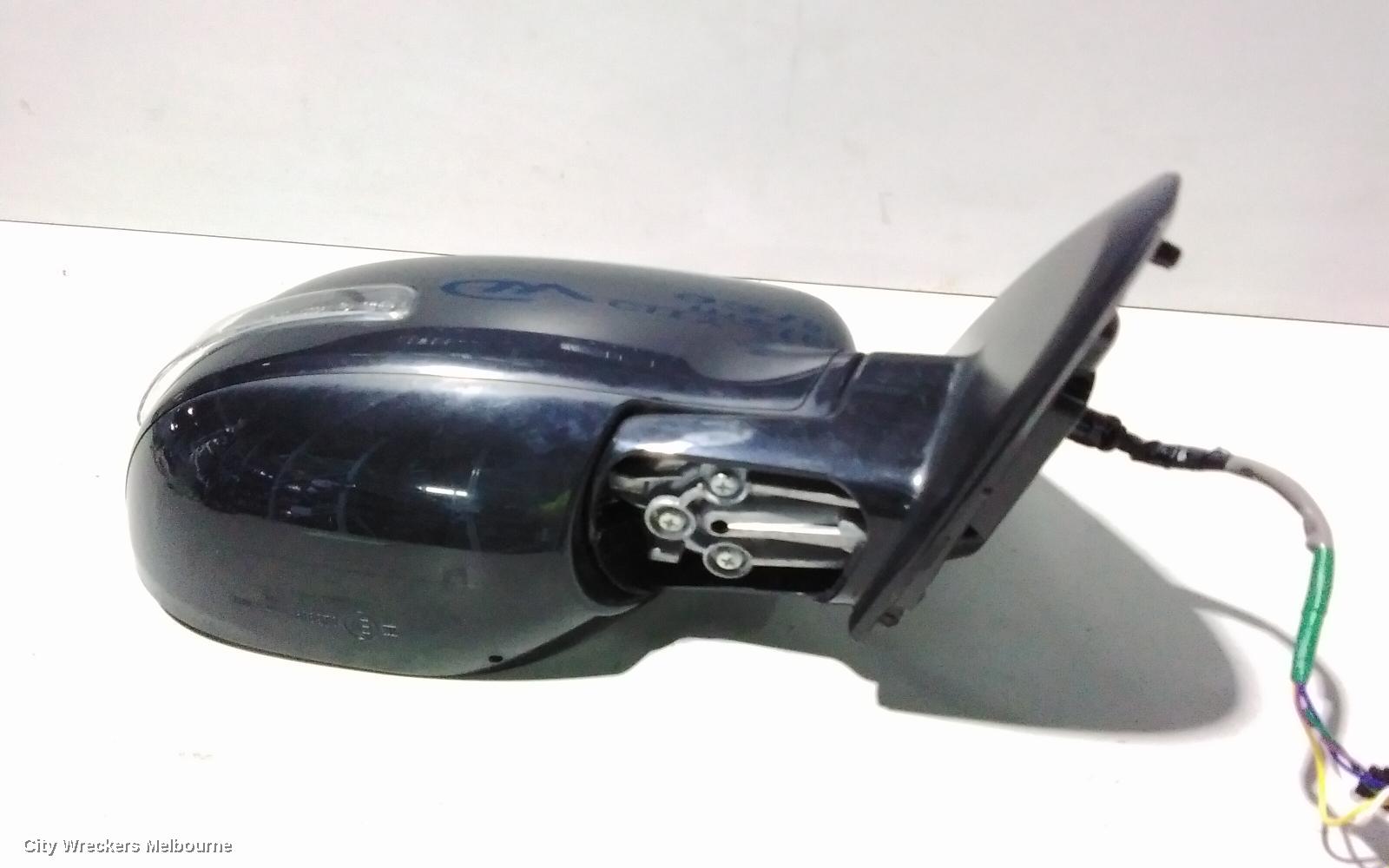 MITSUBISHI OUTLANDER RIGHT DOOR MIRROR, ZJ, W/ FLASHER TYPE (5 WIRE), 10/2012 - 03/2015