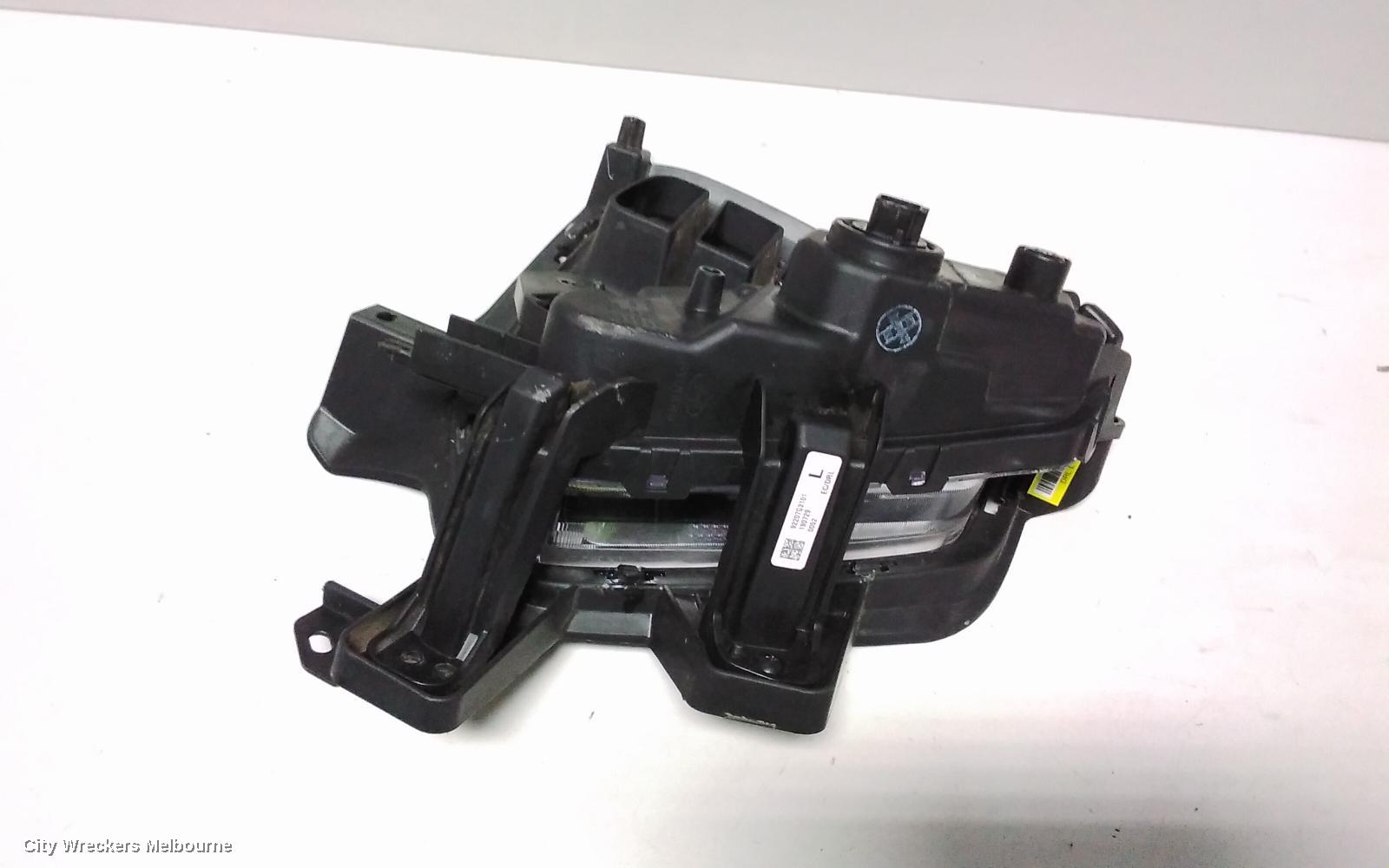 HYUNDAI I30 LEFT INDICATOR/FOG/SIDE, DAYTIME RUNNING LAMP, PD, HATCH (S. KOREA VIN KMMH, GO/ACTIVE/ELITE/SR, SINGLE LED TYPE (3 PIN PLUG), 03/2017 - 08/2020