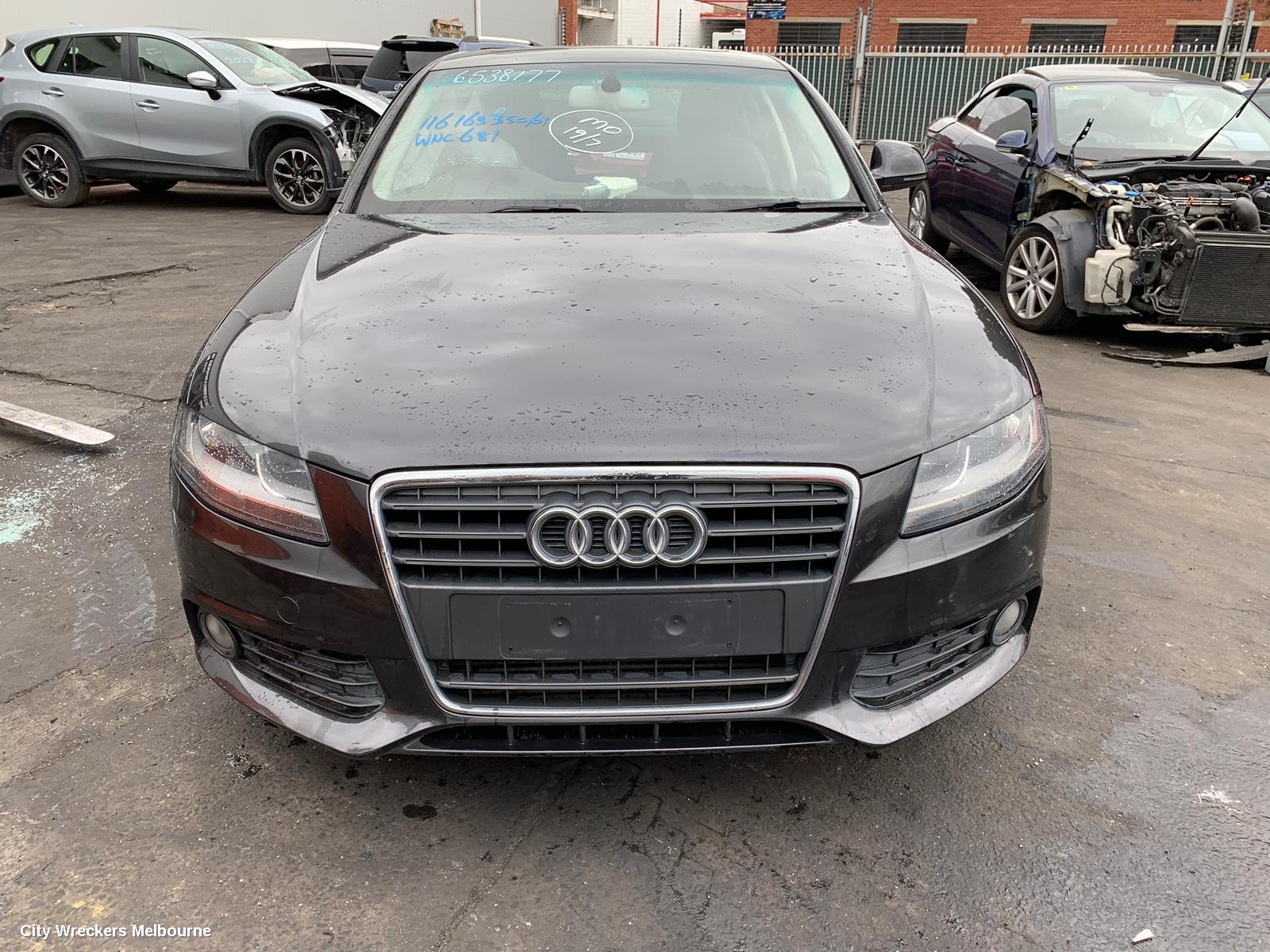 AUDI A4 RIGHT DOOR MIRROR, B8 8K, A4, MANUAL FOLD, NO LANE CHANGE ASSIST TYPE, 1 PLUG (6 WIRE), 02/2008 - 05/2009