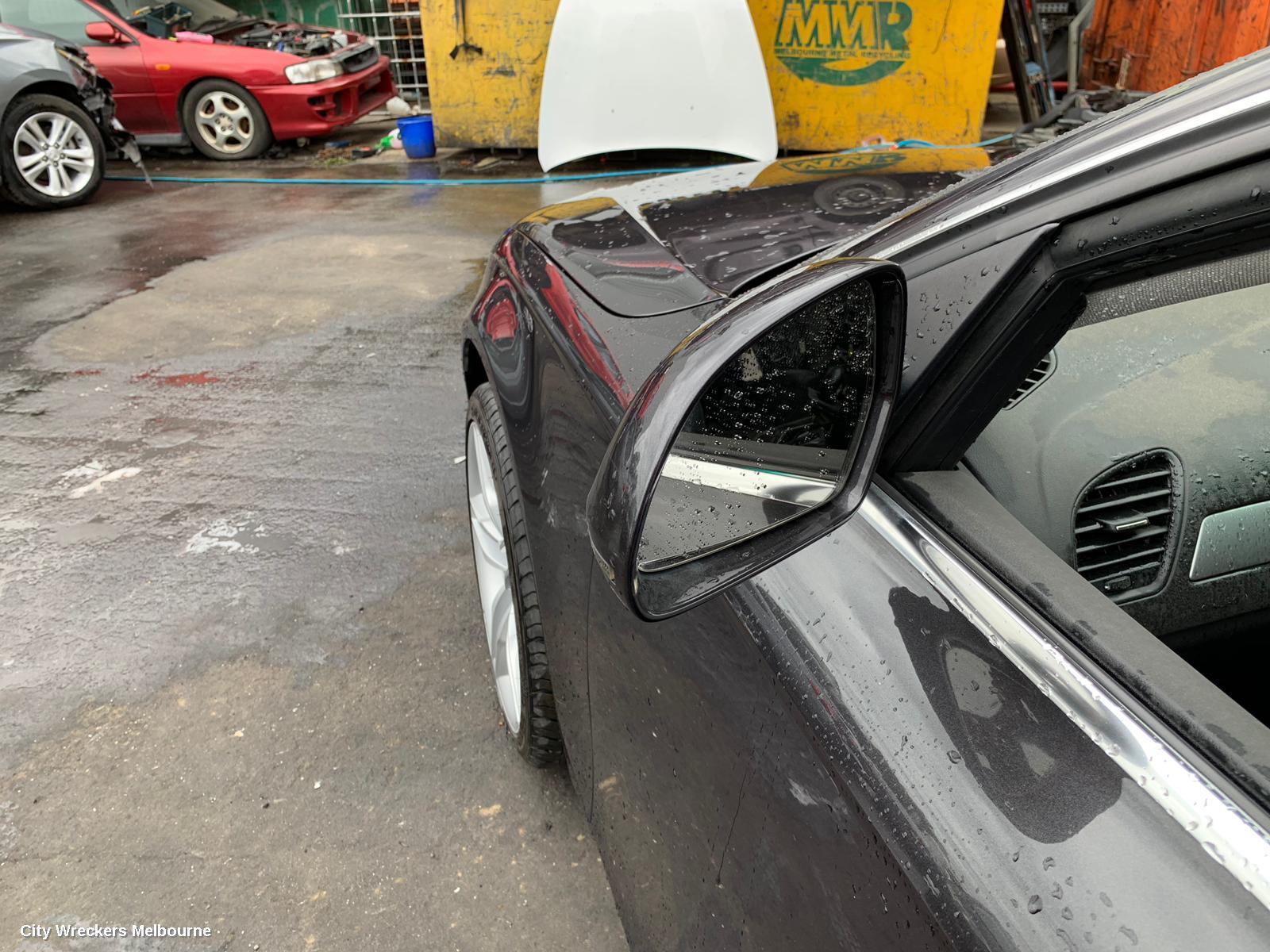 AUDI A4 RIGHT DOOR MIRROR, B8 8K, A4, MANUAL FOLD, NO LANE CHANGE ASSIST TYPE, 1 PLUG (6 WIRE), 02/2008 - 05/2009