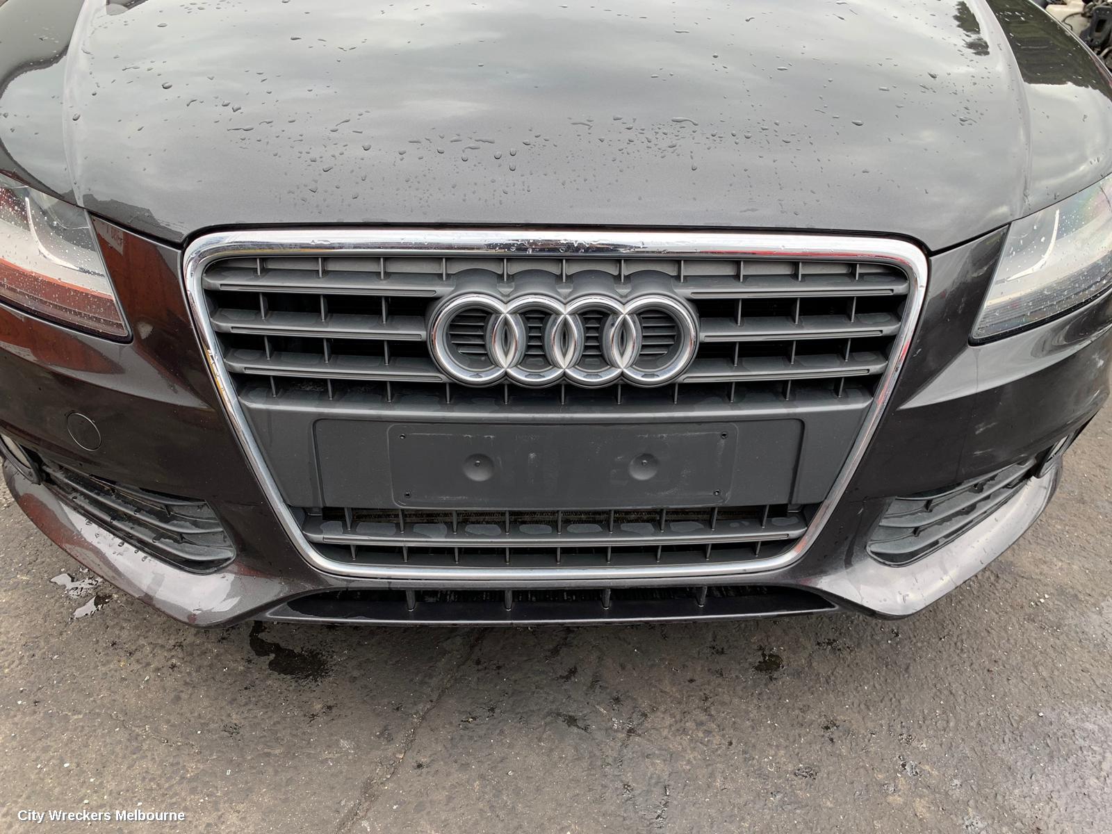 AUDI A4 RIGHT DOOR MIRROR, B8 8K, A4, MANUAL FOLD, NO LANE CHANGE ASSIST TYPE, 1 PLUG (6 WIRE), 02/2008 - 05/2009