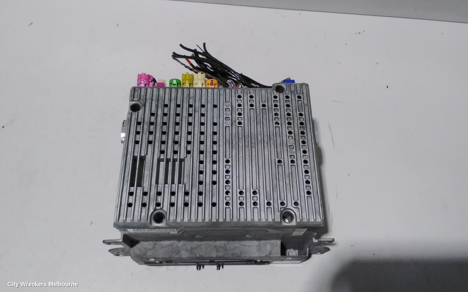 BMW 3 SERIES RADIO/CD/DVD/SAT/TV, DISPLAY UNIT, 6.5IN, P/N 65509252003, F30, SEDAN, 11/2011 - 02/2019