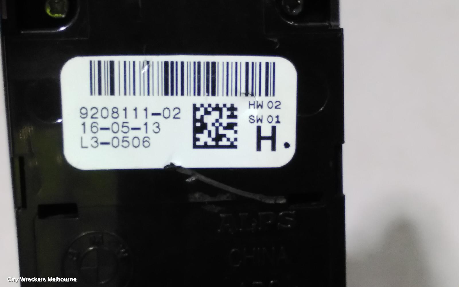 BMW 3 SERIES PWR DR WIND SWITCH, RH FRONT (MASTER SWITCH), NON FOLDING MIRROR, NON AUTO DIP, NON SUN BLIND BUTTON TYPE, F30, SEDAN, 11/2011 - 02/2019