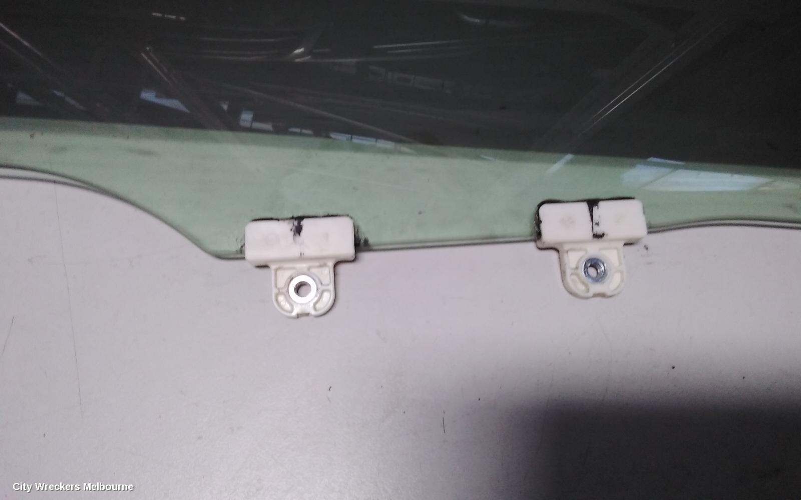 SUBARU FORESTER RIGHT FRONT DOOR WINDOW, SK, 08/2018 - 11/2024