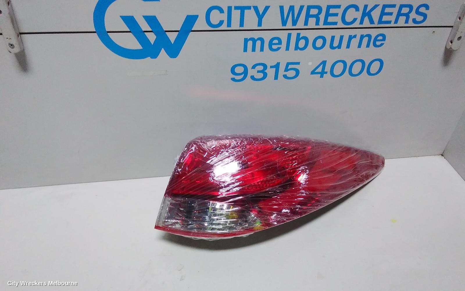 HYUNDAI IX35 RIGHT TAILLIGHT, LM SERIES (VIN TMAJ), IN BODY, 09/2013 - 01/2016