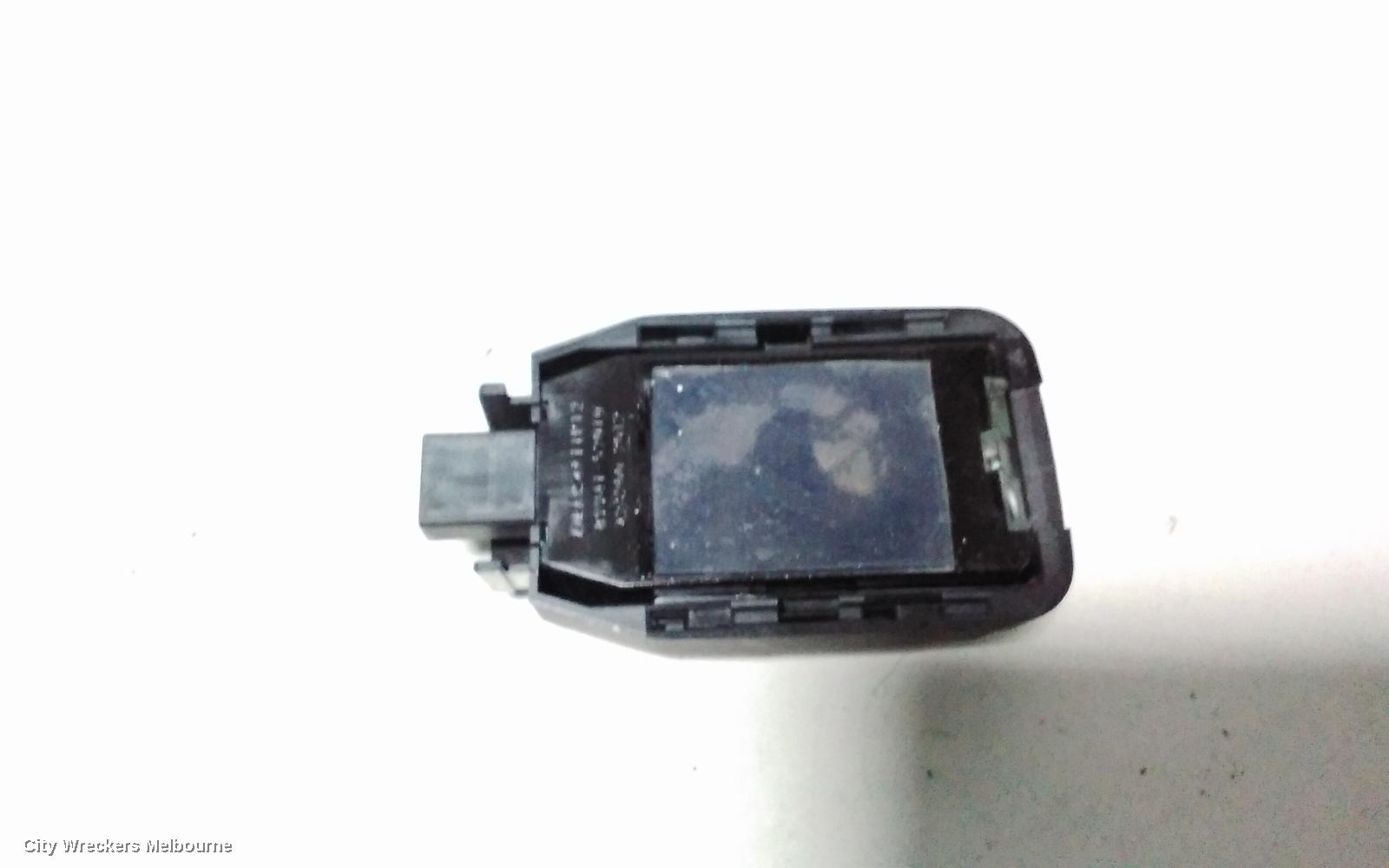 TOYOTA CAMRY, XV50, 12/2011 - 05/2015, RAIN SENSOR: 69952
