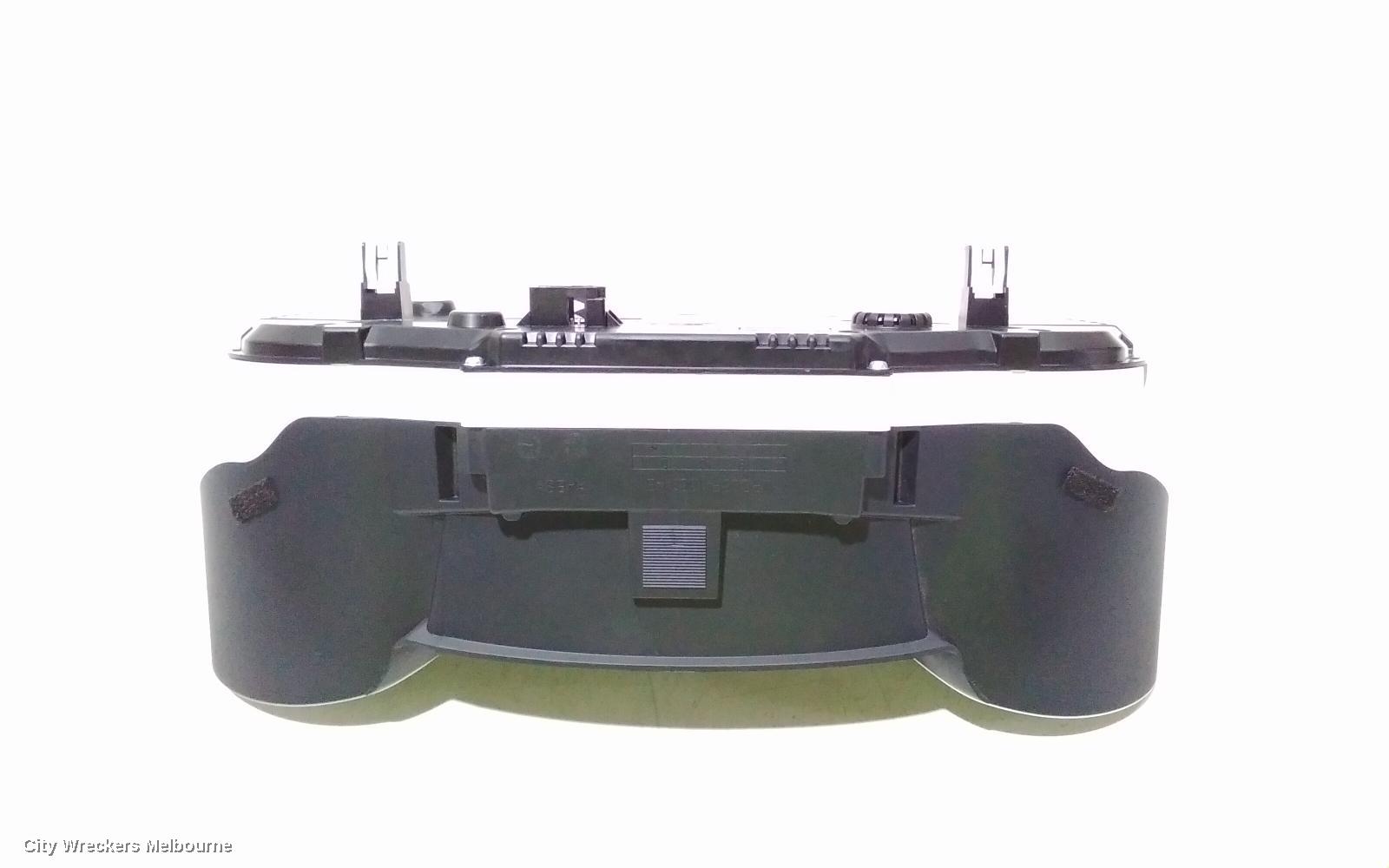FORD ESCAPE INSTRUMENT CLUSTER, INSTRUMENT CLUSTER, PETROL, AUTO T/M, ZG, 09/2016 - 05/2020