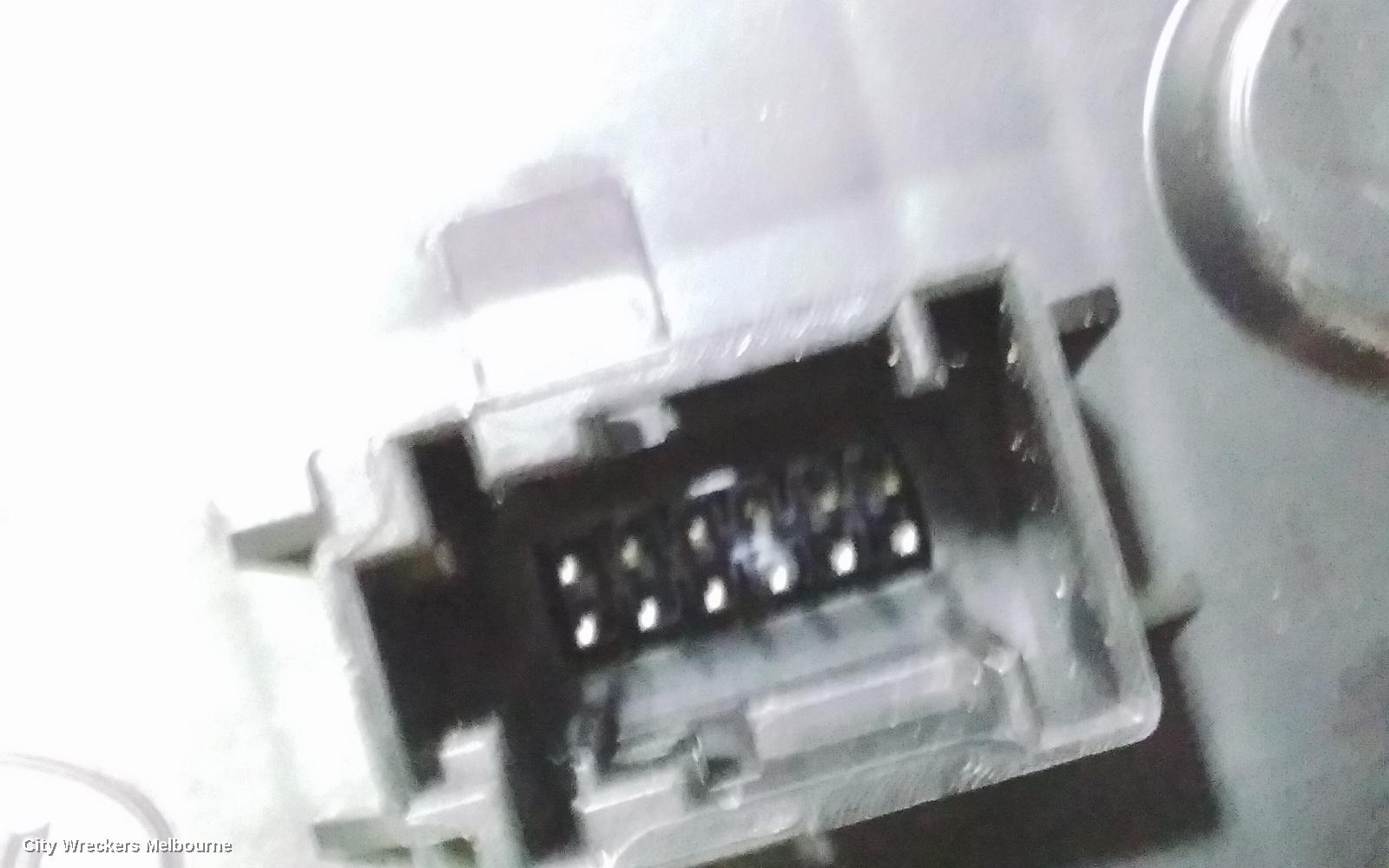 FORD ESCAPE INSTRUMENT CLUSTER, INSTRUMENT CLUSTER, PETROL, AUTO T/M, ZG, 09/2016 - 05/2020