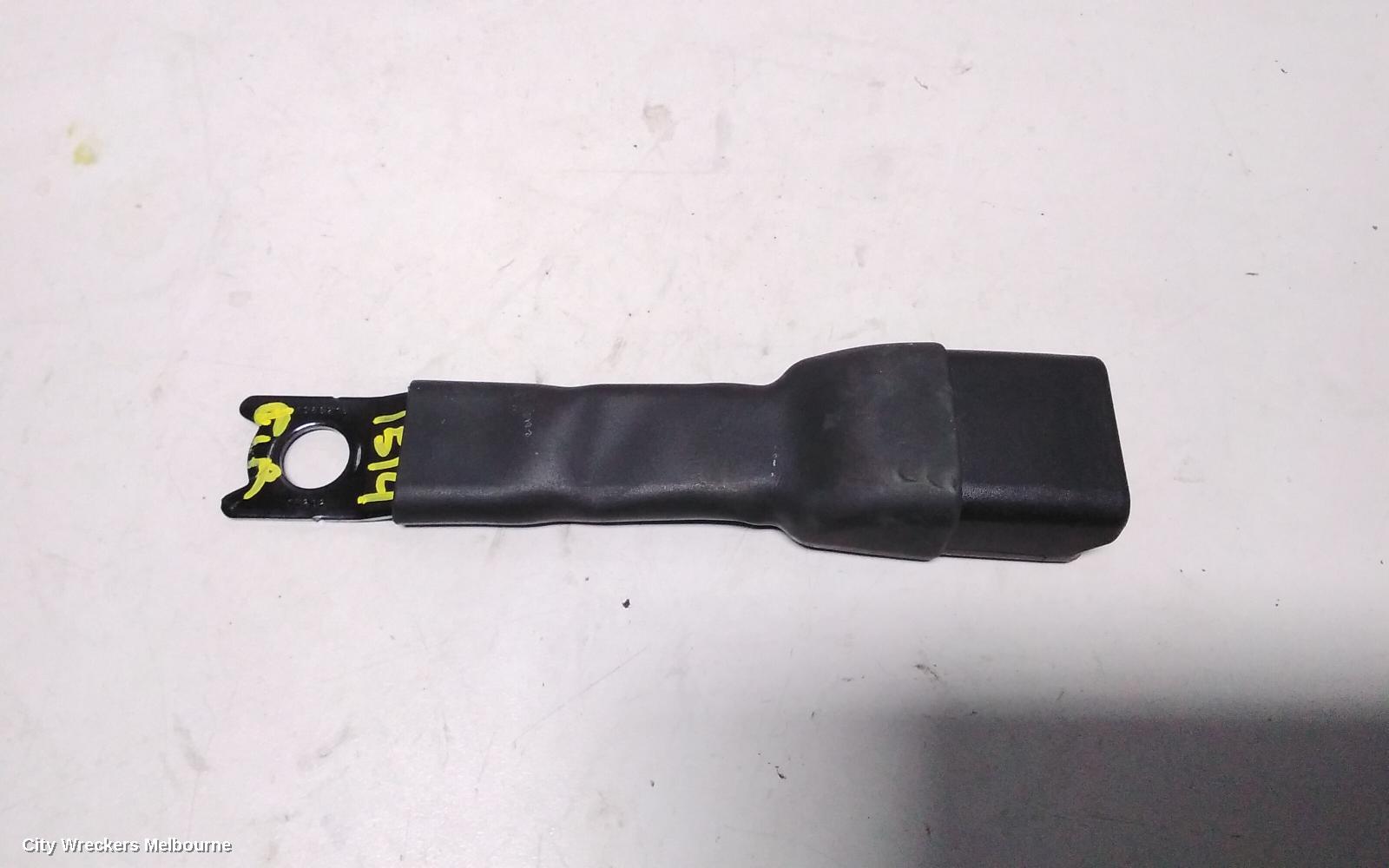 MITSUBISHI OUTLANDER SEATBELT/STALK, CENTRE REAR 2ND ROW, SEAT BELT STALK ONLY, ZJ-ZL, 7 SEATER, 10/2012 - 07/2021