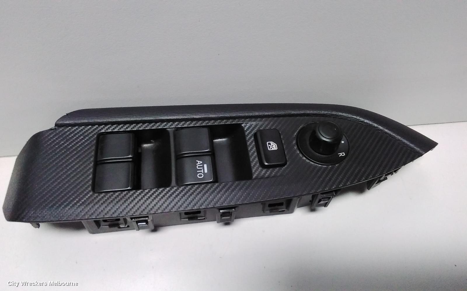 MAZDA CX3 PWR DR WIND SWITCH, RH FRONT (MASTER SWITCH), DK, 03/2015 - 01/2017