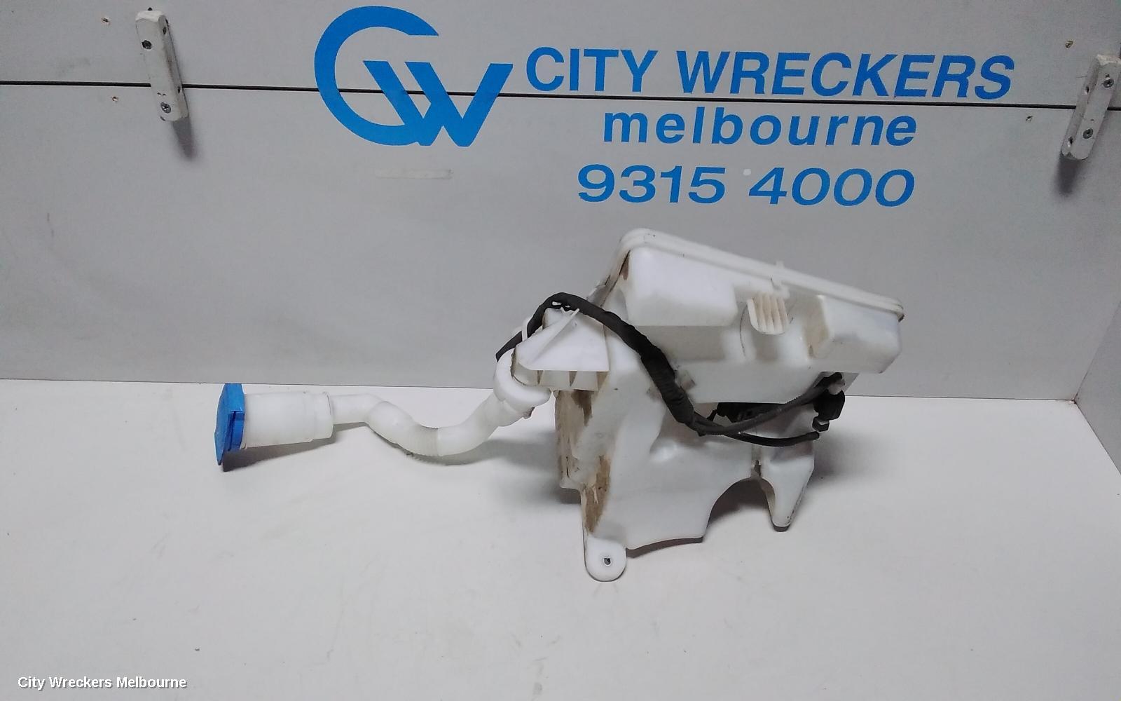VOLKSWAGEN POLO WASHER BOTTLE, 6R, 05/2014 - 09/2017