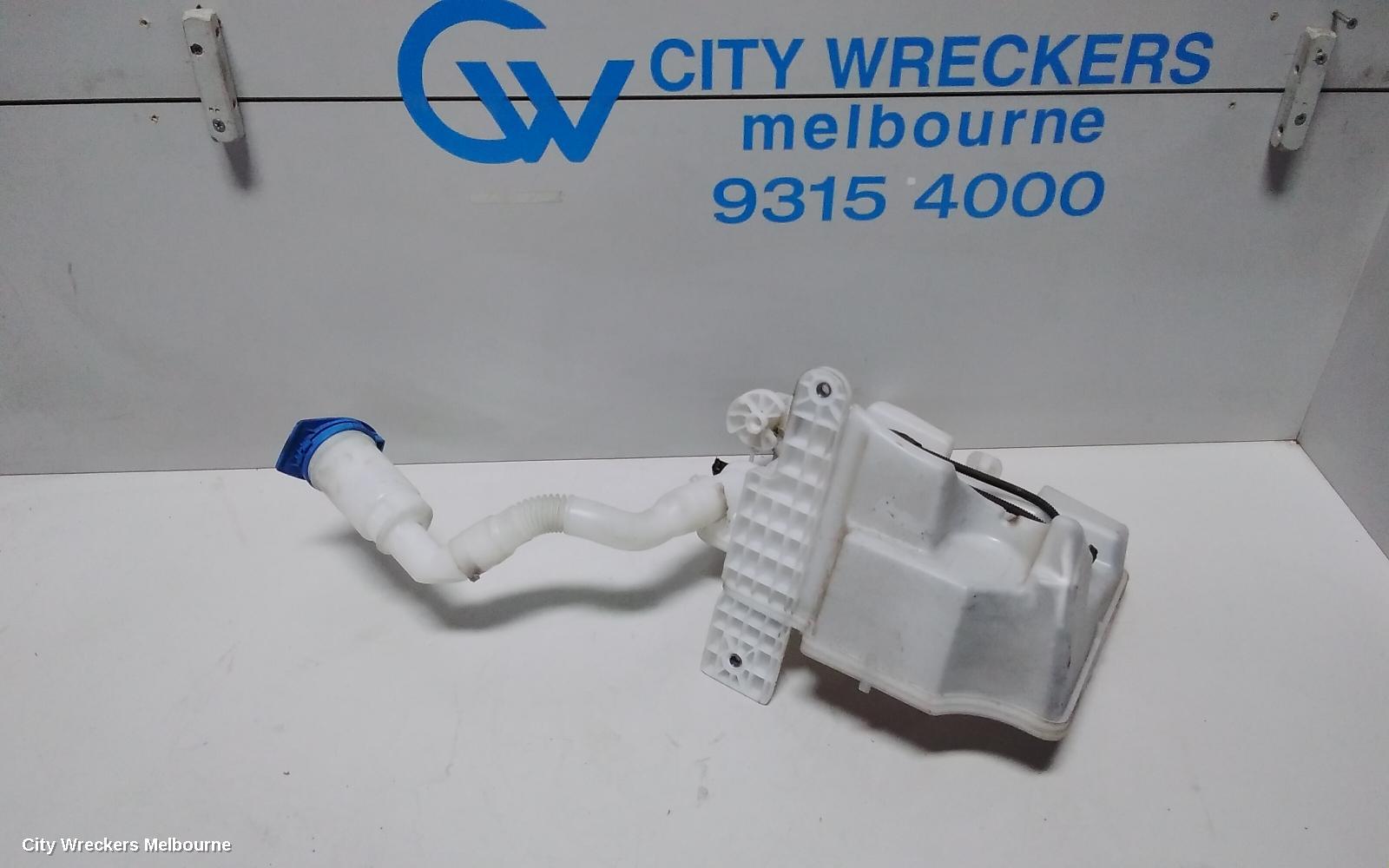 VOLKSWAGEN POLO WASHER BOTTLE, 6R, 05/2014 - 09/2017