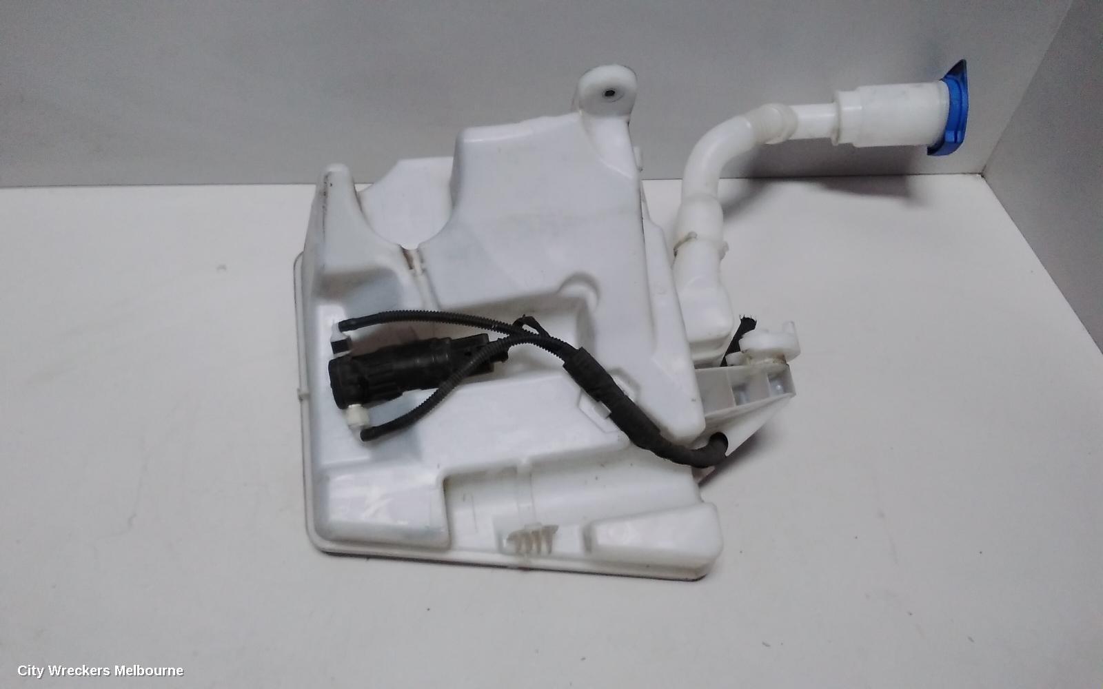 VOLKSWAGEN POLO WASHER BOTTLE, 6R, 05/2014 - 09/2017