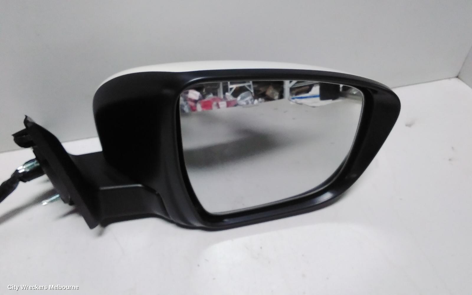 NISSAN XTRAIL RIGHT DOOR MIRROR, T32, TS/ST, NON CAMERA TYPE, 02/2014 ONWARDS