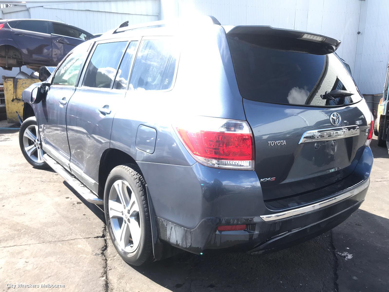 TOYOTA KLUGER RIGHT DOOR MIRROR, GSU40-GSU45, 07/2010 - 02/2014