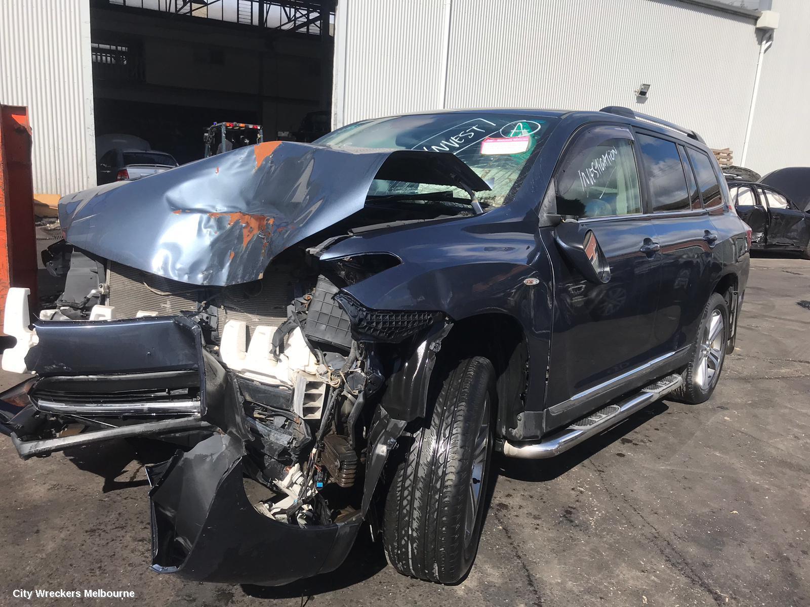 TOYOTA KLUGER RIGHT DOOR MIRROR, GSU40-GSU45, 07/2010 - 02/2014