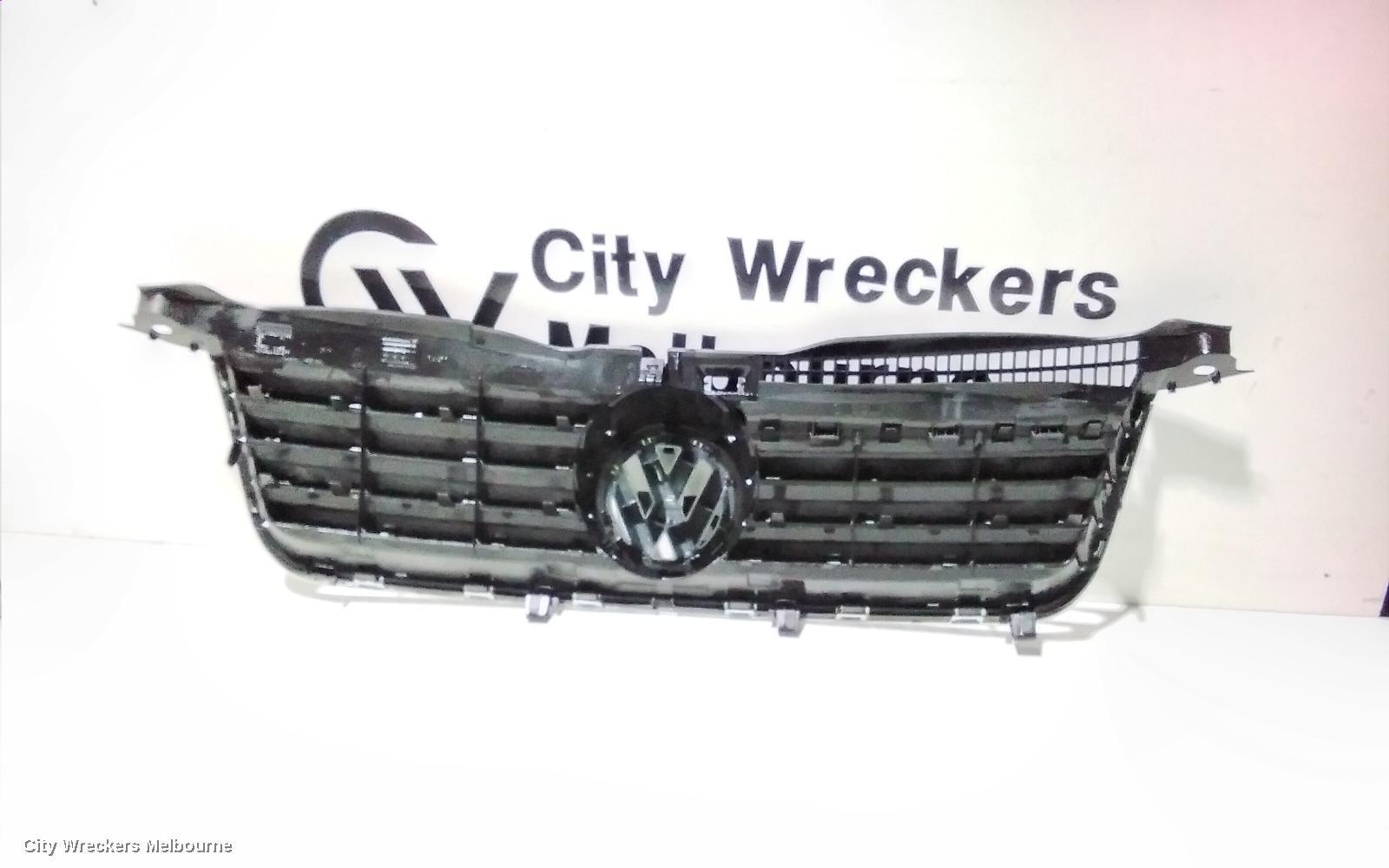 VOLKSWAGEN PASSAT GRILLE, 3B/GP, 11/2002 - 11/2005